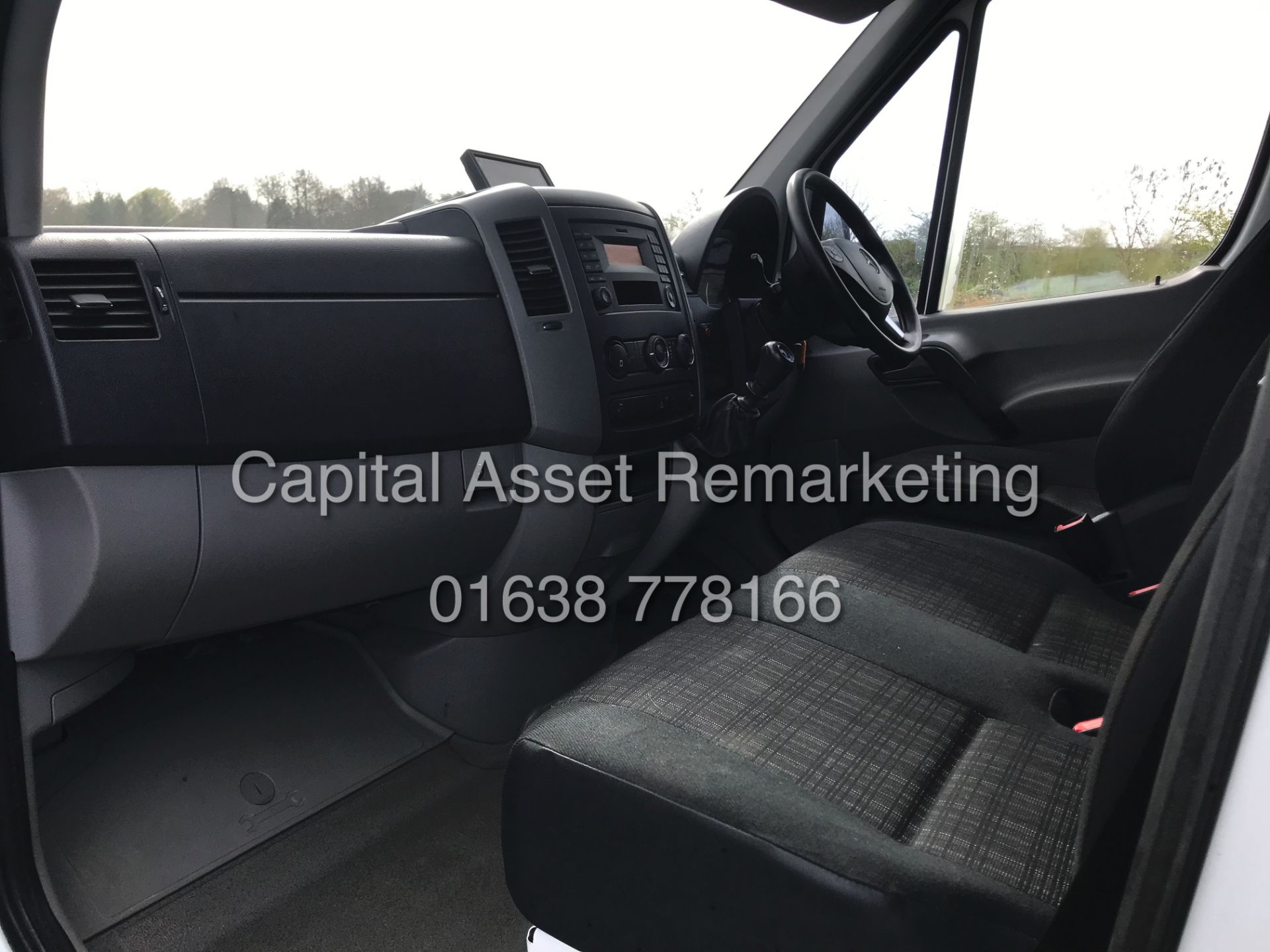(ON SALE) MERCEDES SPRINTER 313CDI "130BHP" (14 REG) AIR CON - 1 OWNER FSH - ELEC PACK - CRUISE - Image 14 of 16