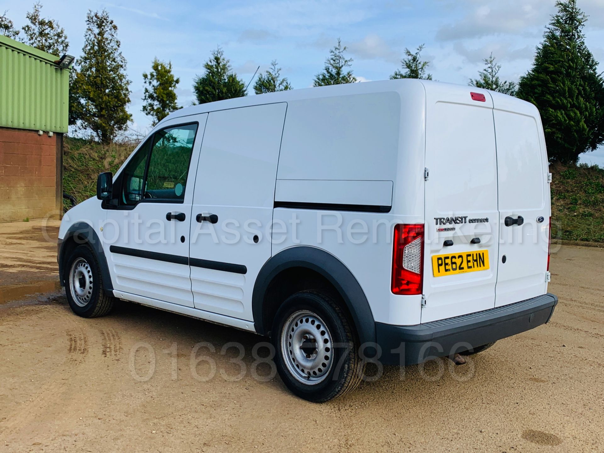 ON SALE FORD TRANSIT CONNECT T200 *LCV - PANEL VAN* (2013 MODEL) '1.8 TDCI -*LOW MILES - Image 4 of 30