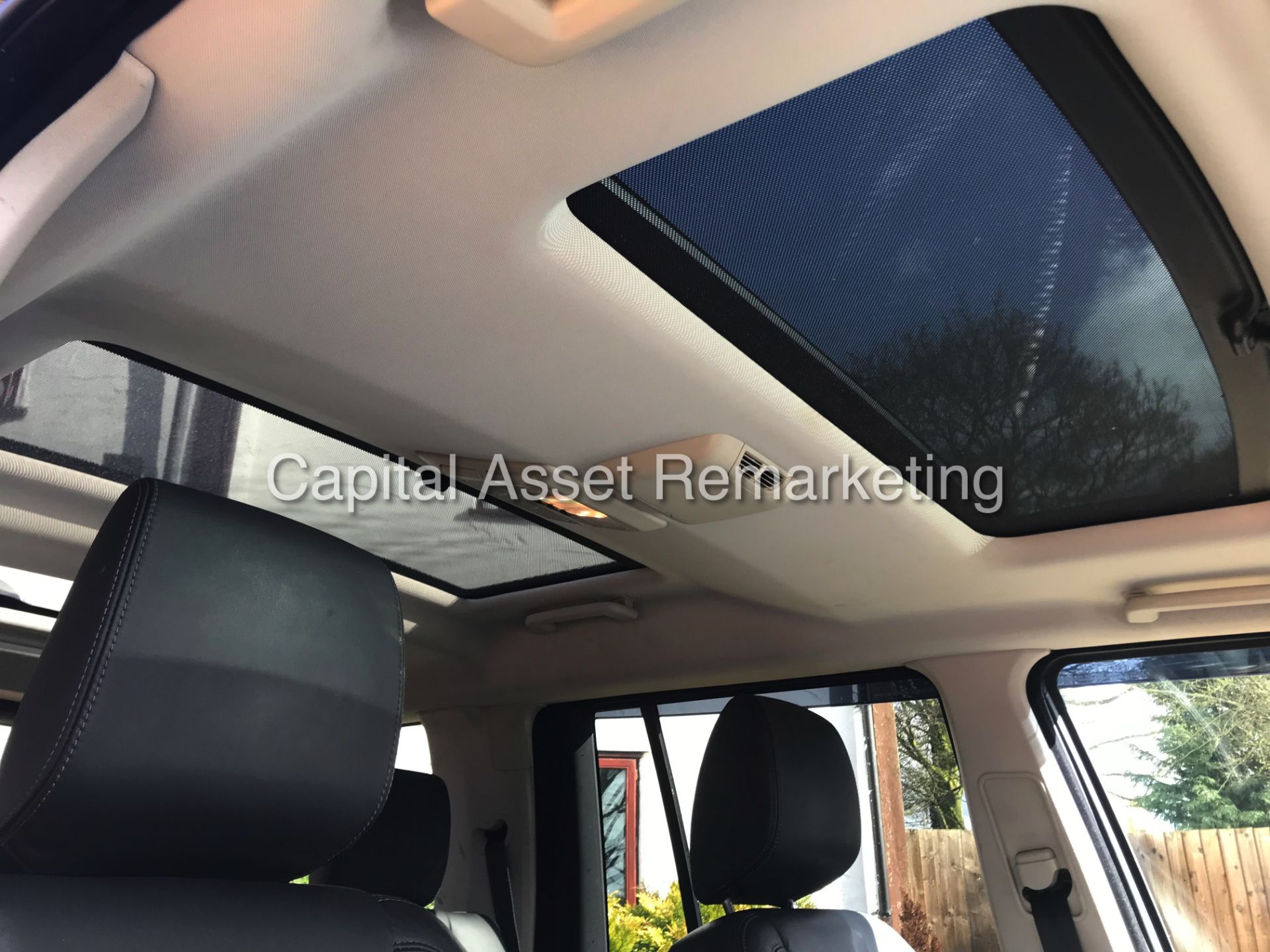 LAND ROVER DISCOVERY 4 "HSE" 3.0 SDV6 AUTOMATIC (13 REG) 7 SEATER - FULL LEATHER - SAT NAV *LOOK* - Image 22 of 25