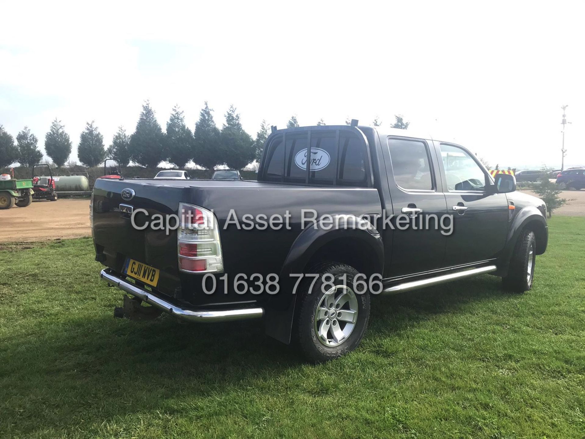 FORD RANGER 2.5TDCI "XLT - BLACK EDITION" D/C (11 REG) 4X4 PICK-UP - AIR CON - ELEC PACK - LEATHER - Image 5 of 15
