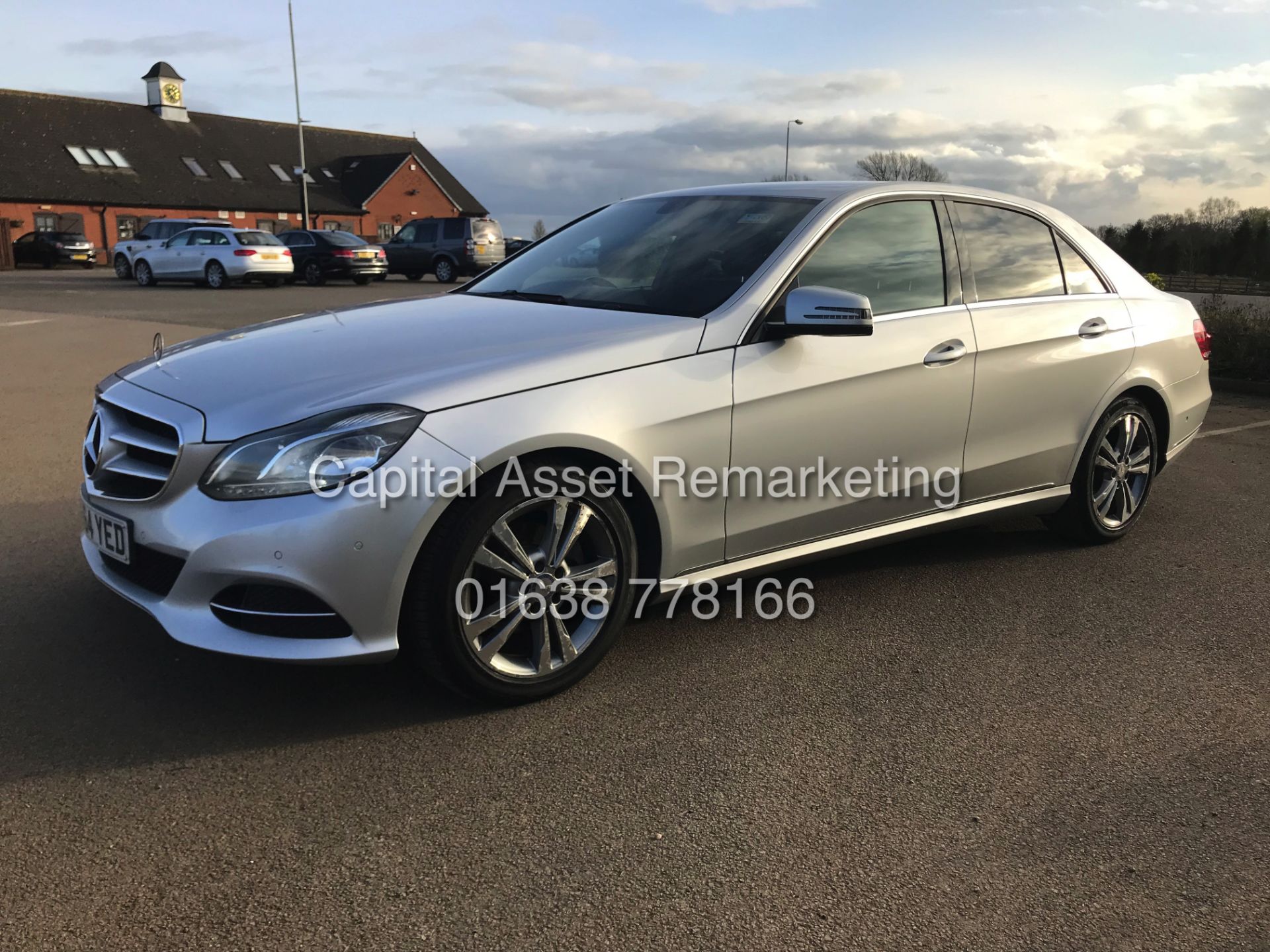 MERCEDES E220d "SPECIAL EQUIPMENT" 7G TRONIC AUTO (2015 MODEL) 1 OWNER - SAT NAV - LEATHER - Image 7 of 26