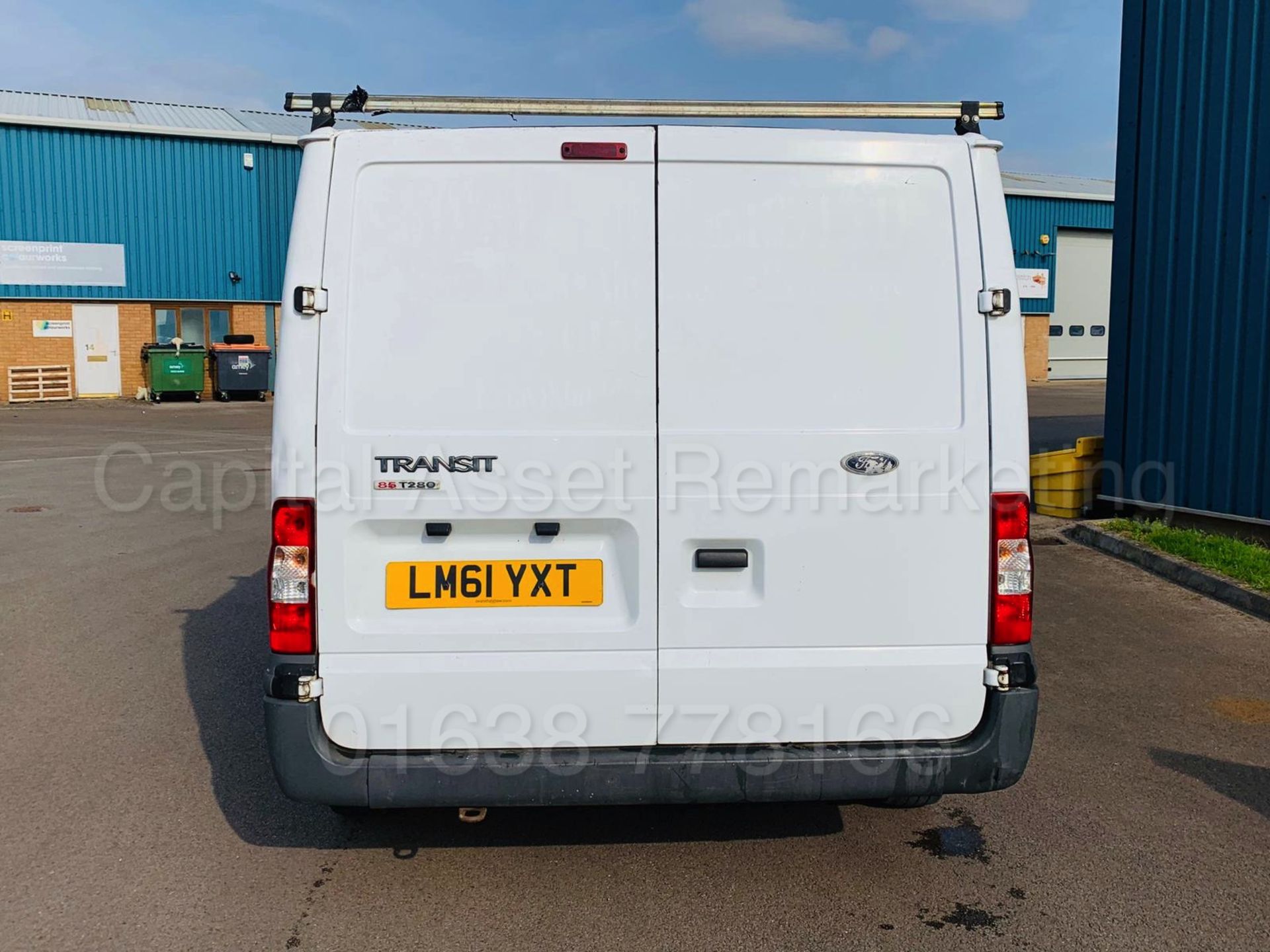 FORD TRANSIT 85 T280 FWD *SWB - PANEL VAN* (2012 MODEL) '2.2 TDCI - 85 BHP - 5 SPEED' - Image 7 of 27