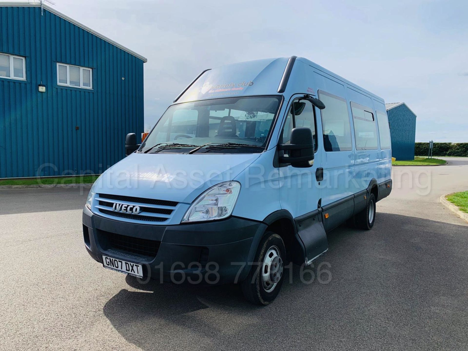 IVECO DAILY 40C12 *LWB - 16 SEATER MINI-BUS / COACH* (2007) *QUICK RELEASE SEATS* (ONLY 11K MILES) - Image 2 of 28