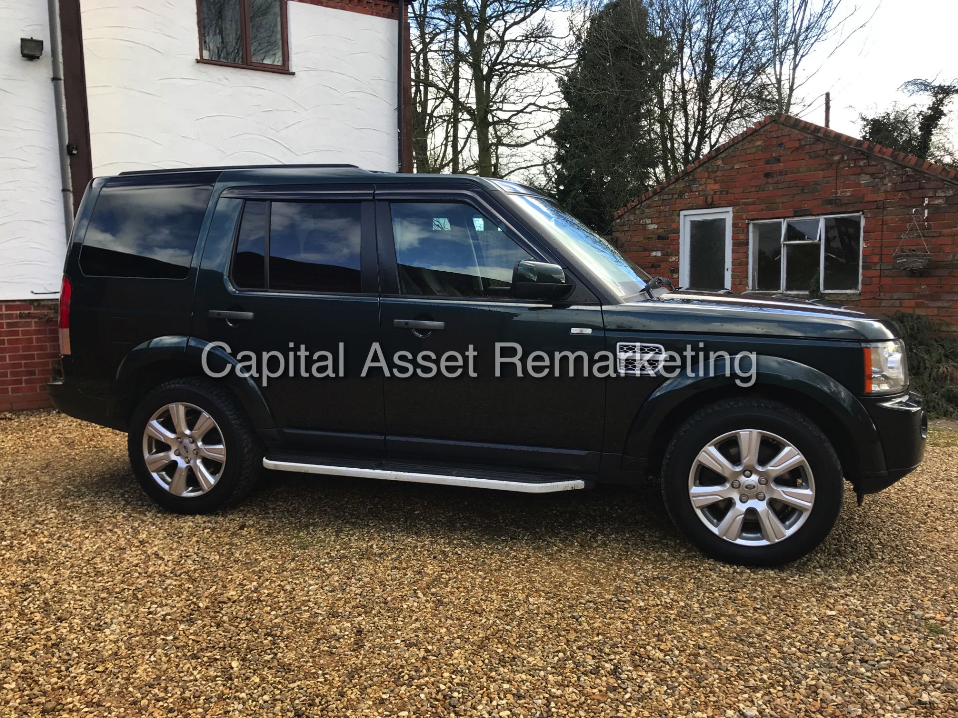 LAND ROVER DISCOVERY 4 "HSE - AUTO" 3.0 SDV6 *7 SEATER* (13 REG) MASSIVE SPEC - SAT NAV - ELEC ROOF