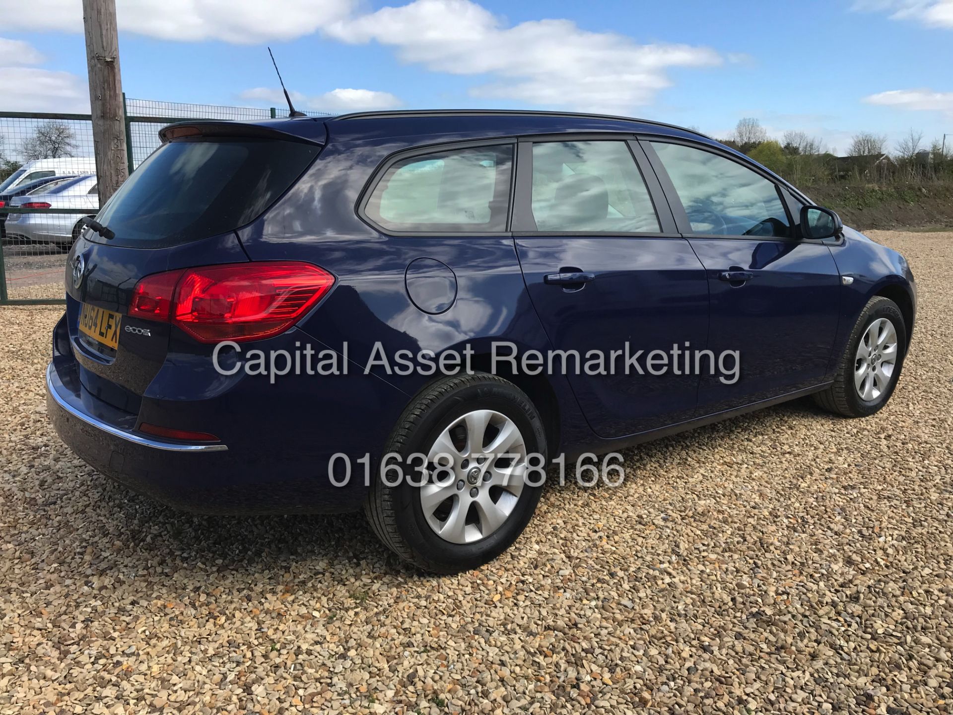 (ON SALE) VAUXHALL ASTRA 1.6CDTI "DESIGN" ESTATE (2015 MODEL) 1 OWNER FSH - AIR CON - CRUISE - Bild 5 aus 13