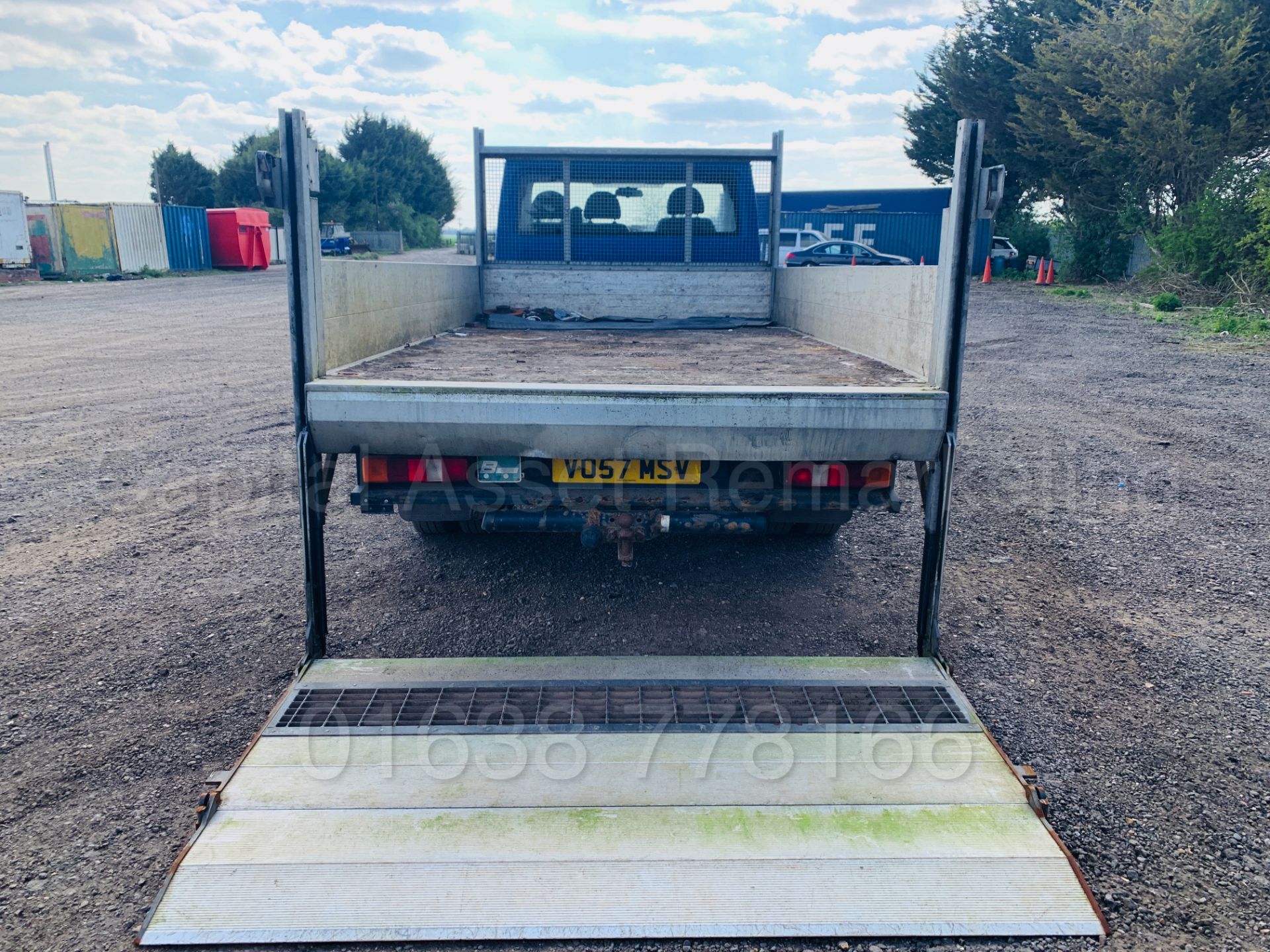 FORD TRANSIT T350L RWD *LWB - DROPSIDE TRUCK* (2008 MODEL) '2.4 TDCI- 115 BHP-6 SPEED' **TAIL-LIFT** - Image 10 of 31