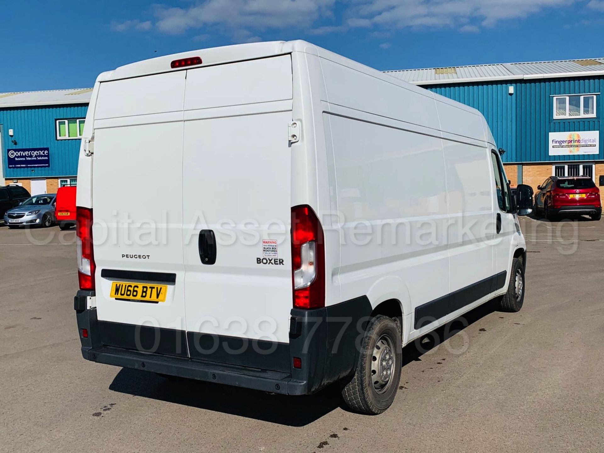 PEUGEOT BOXER *PROFESSIONAL* 'LWB HI-ROOF' (2017 - EURO 6 MODEL) '2.0 HDI - 6 SPEED' (1 OWNER) - Image 9 of 28