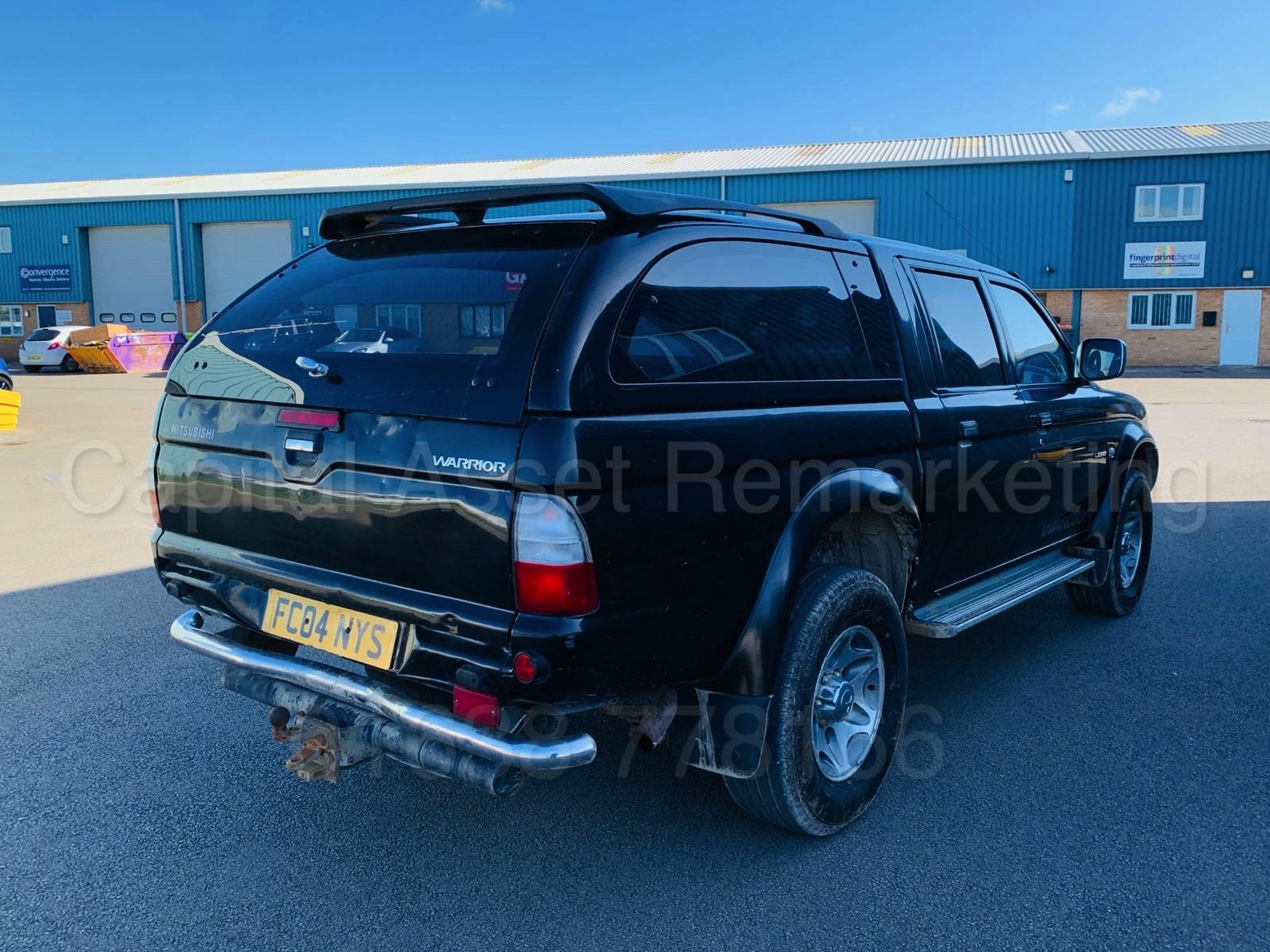 MITSUBISHI L200 *WARRIOR* D/CAB PICK-UP (2004) '2.5 DIESEL - 5 SPEED' *AIR CON - LEATHER* (NO VAT) - Bild 7 aus 26