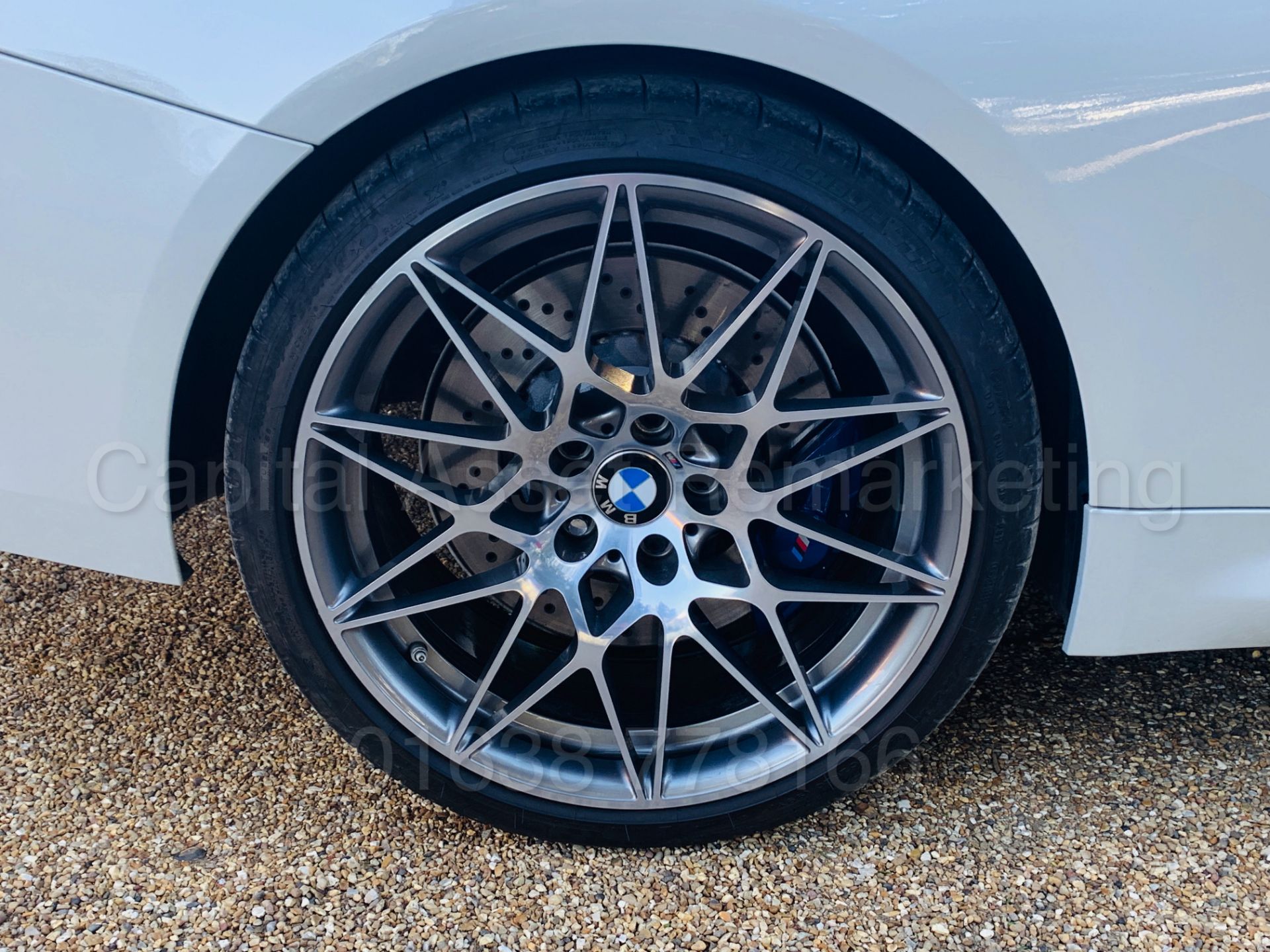 (ON SALE) BMW M4 CONVERTIBLE *COMPETITION PACKAGE* (2018 MODEL) 'M DCT AUTO - SAT NAV' *HUGE SPEC* - Bild 25 aus 89