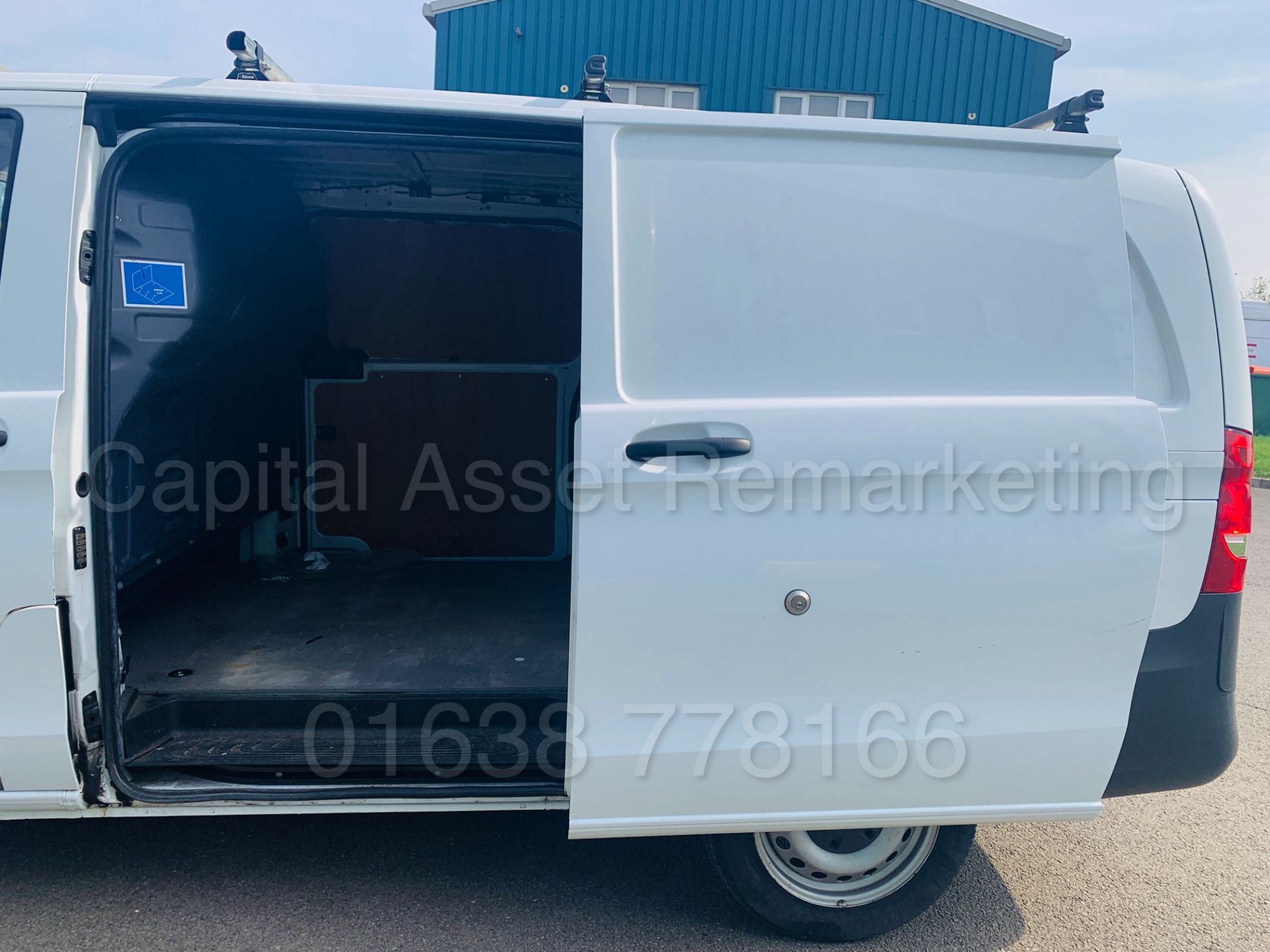 (ON SALE) MERCEDES-BENZ VITO 111 CDI *LWB - PANEL VAN* (2016) '1.6 CDI - 114 BHP -6 SPEED' (1 OWNER) - Image 19 of 37