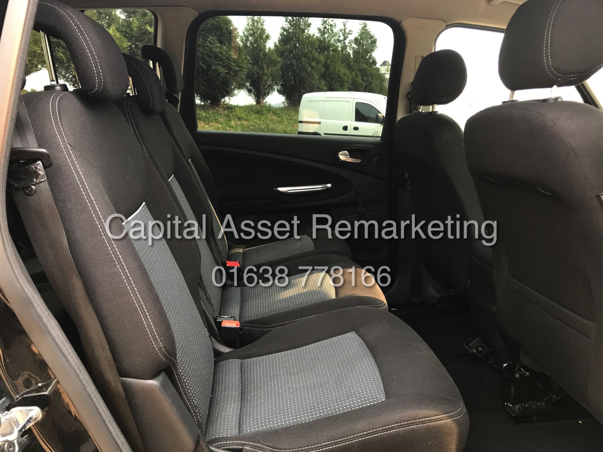 FORD GALAXY 2.0 TDCI "POWER-SHIFT / ZETEC" 7 SEATER (15 REG - NEW SHAPE) 1 OWNER - 140BHP - AIR CON - Bild 16 aus 22