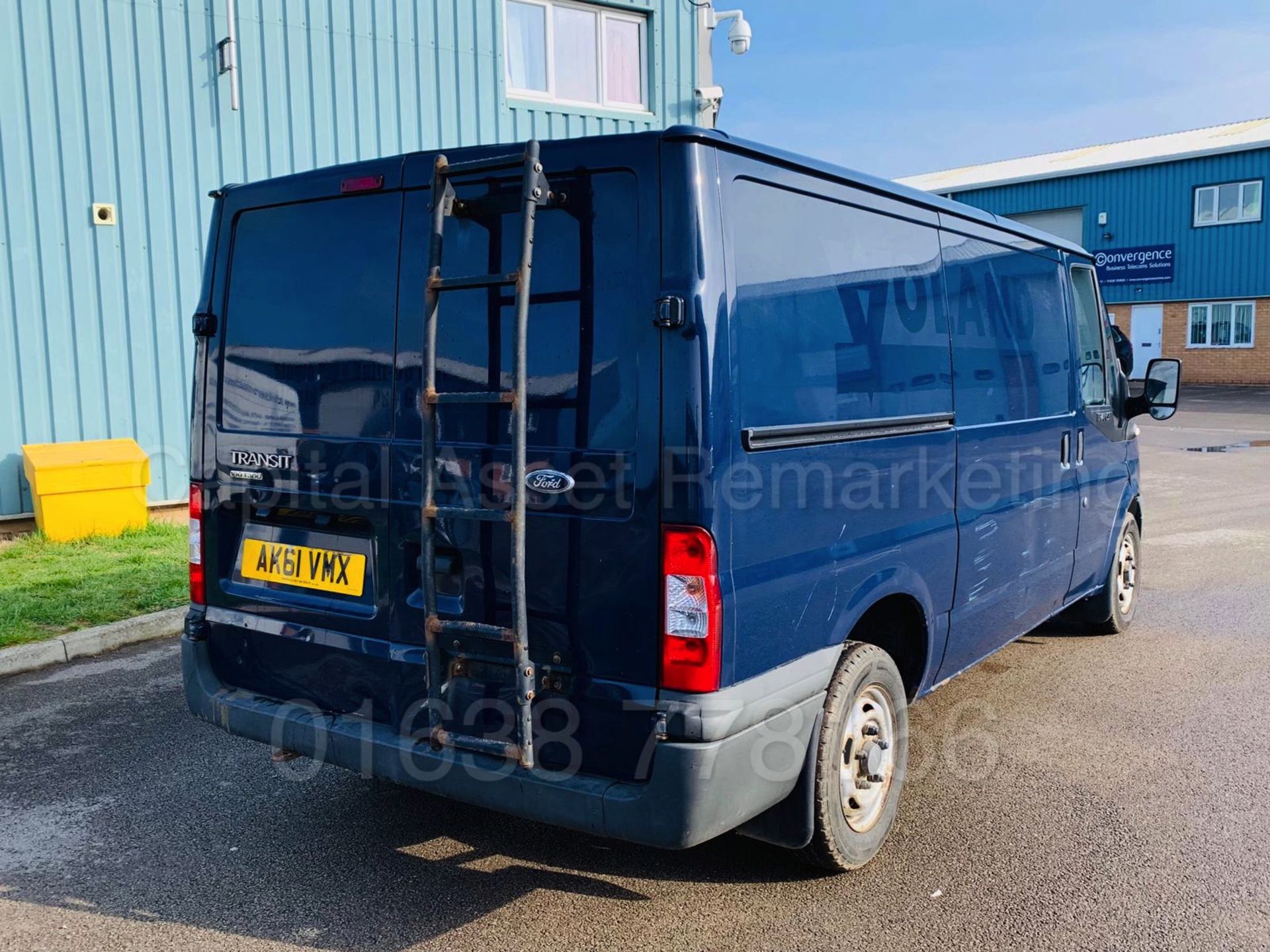 FORD TRANSIT 100 T300 FWD *LCV - MWB PANEL VAN* (2012 MODEL) '2.2 TDCI - 100 BHP - 6 SPEED' - Bild 7 aus 26