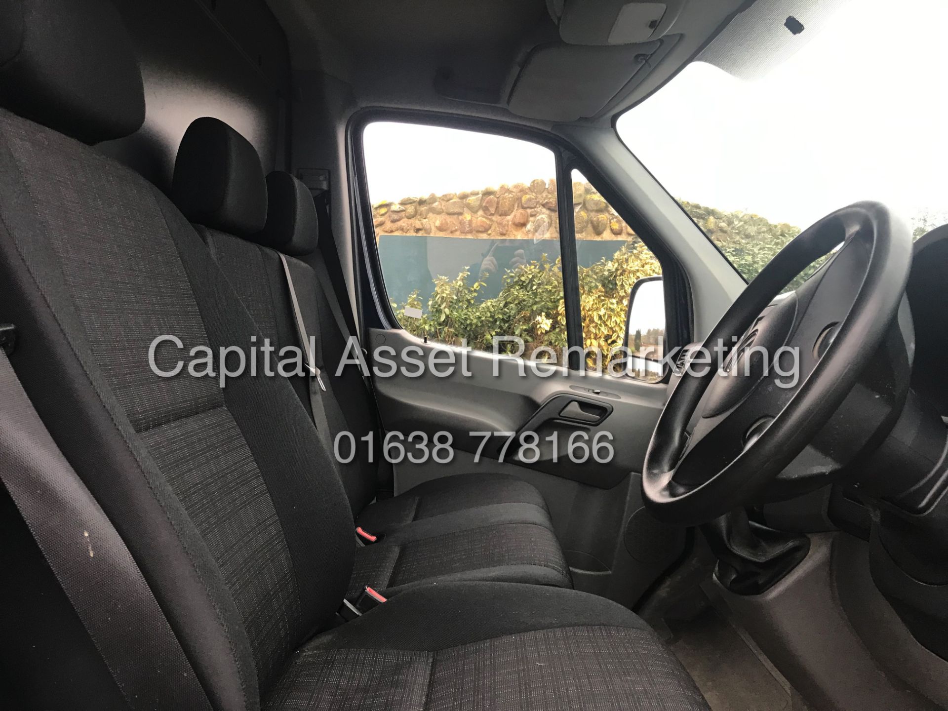 (ON SALE) MERCEDES SPRINTER 313CDI "130BHP" 1 OWNER (2016 MODEL) SAT NAV-AIR CON *IDEAL CONVERSION?* - Bild 9 aus 13