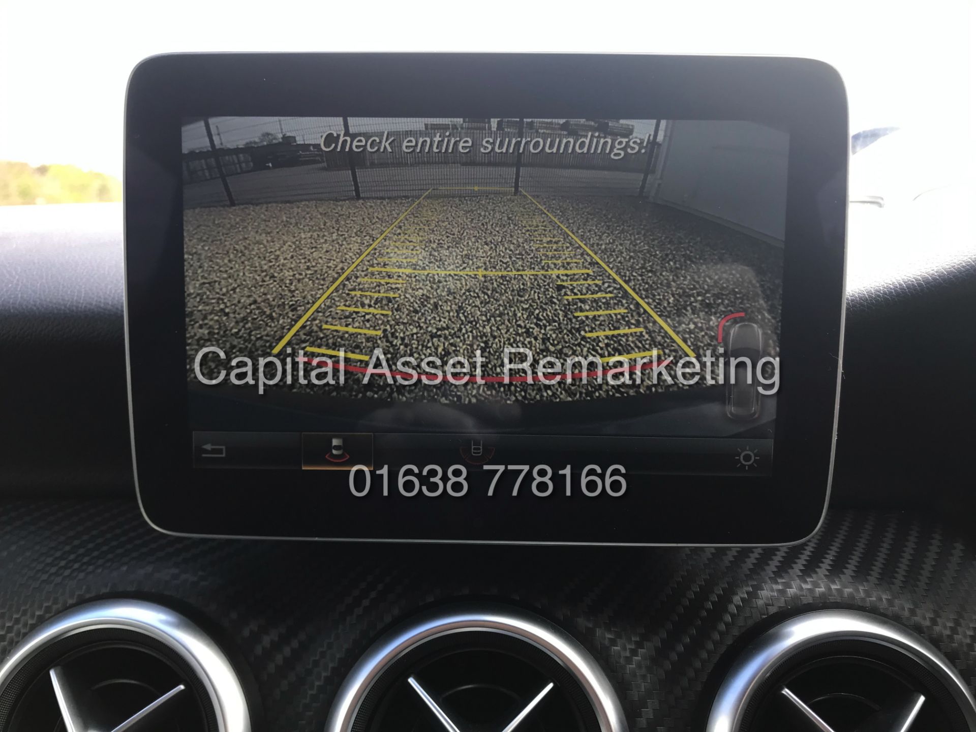 (ON SALE) MERCEDES A180d "AMG LINE - EXECUTIVE" (2017 MODEL) - LEATHER -SAT NAV -REVERSING CAMERA - Bild 18 aus 25