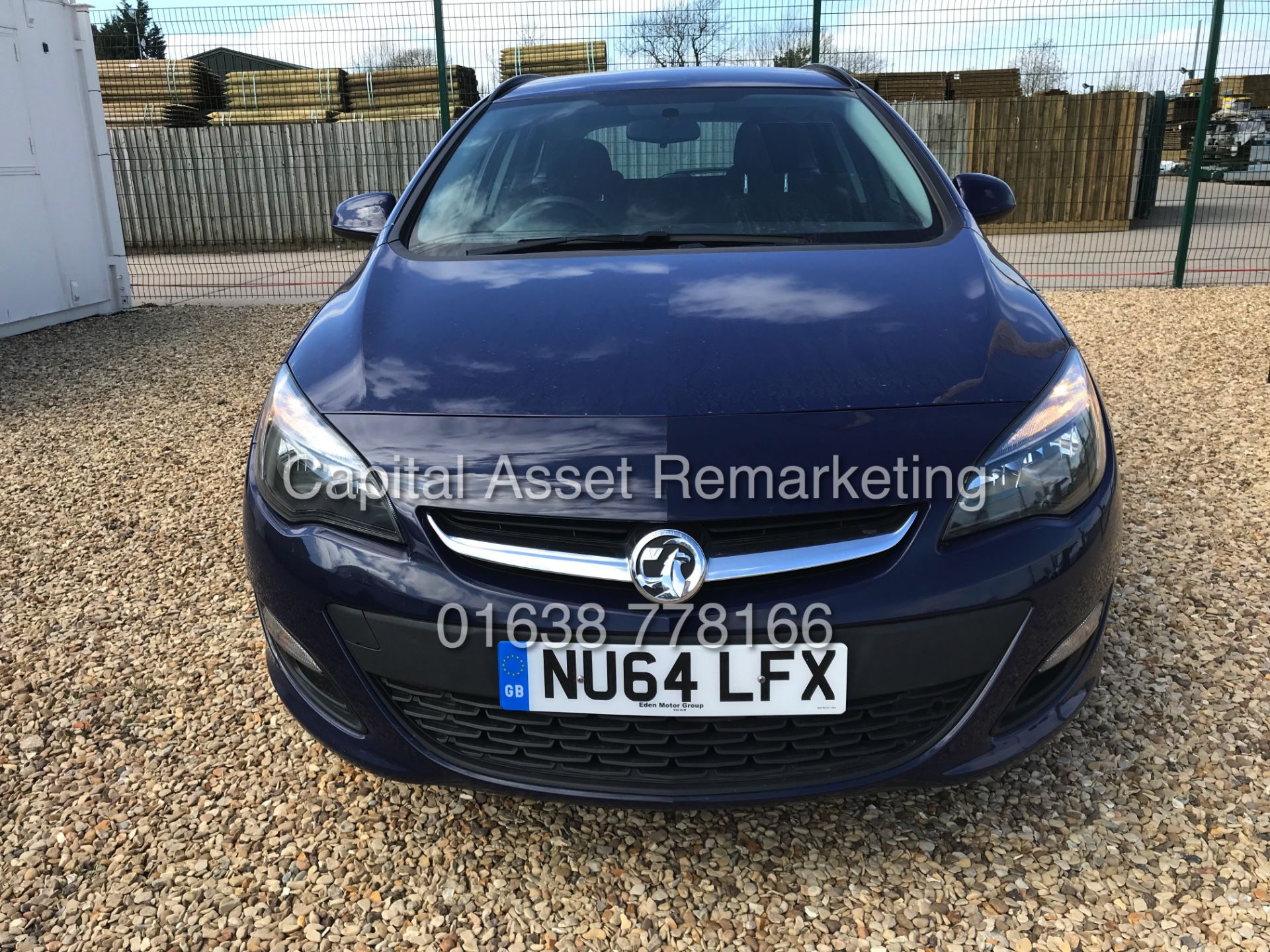 (ON SALE) VAUXHALL ASTRA 1.6CDTI "DESIGN" ESTATE (2015 MODEL) 1 OWNER FSH - AIR CON - CRUISE - Image 3 of 13