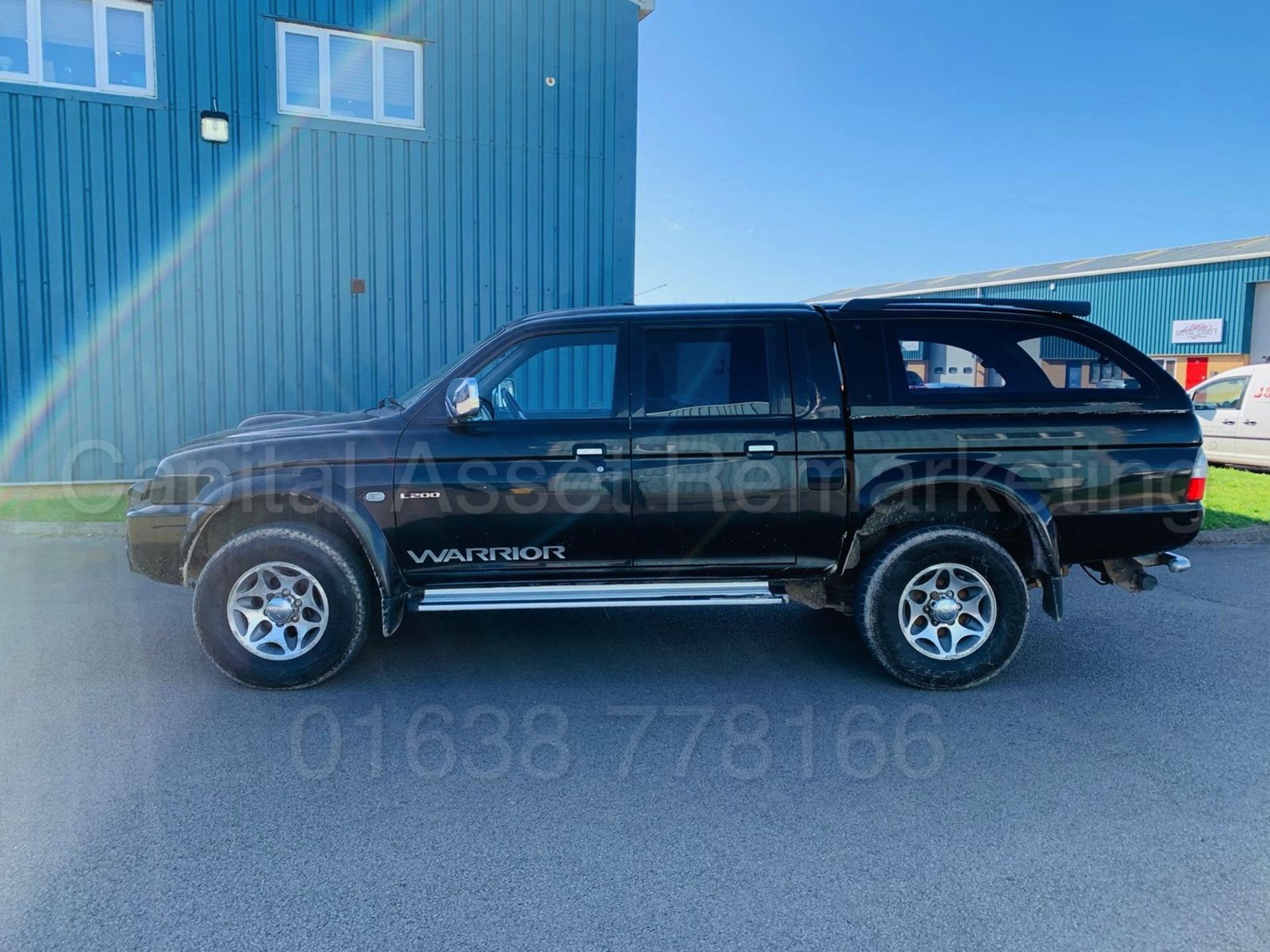 MITSUBISHI L200 *WARRIOR* D/CAB PICK-UP (2004) '2.5 DIESEL - 5 SPEED' *AIR CON - LEATHER* (NO VAT) - Bild 4 aus 26