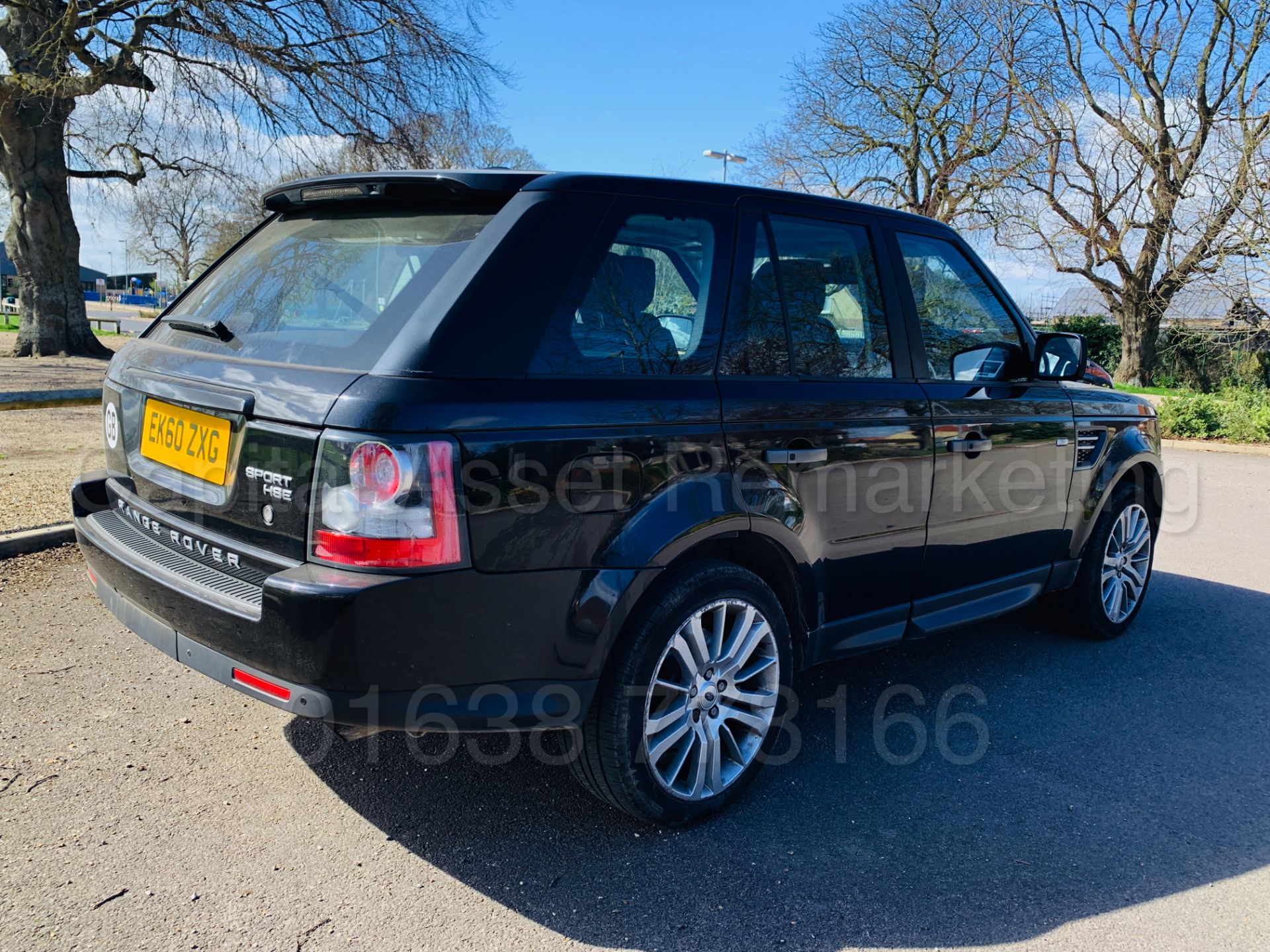 RANGE ROVER SPORT *HSE EDITION* (2011 MODEL) '3.0 TDV6 - AUTO' *LEATHER - SAT NAV* (HUGE SPEC) - Image 8 of 53