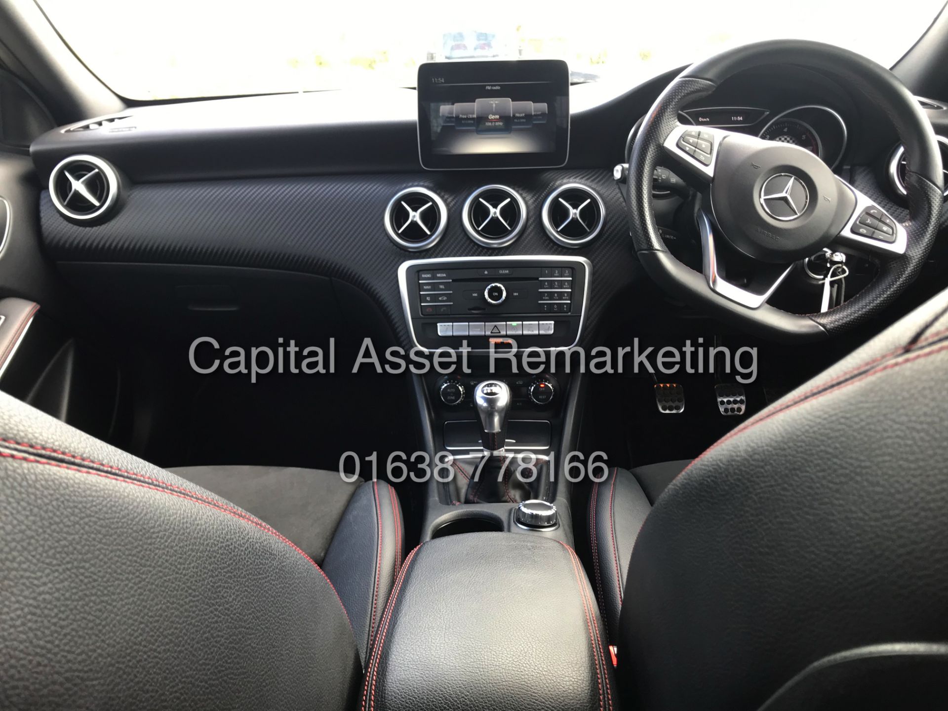 (ON SALE) MERCEDES A180d "AMG LINE - EXECUTIVE" (2017 MODEL) - LEATHER -SAT NAV -REVERSING CAMERA - Bild 12 aus 25