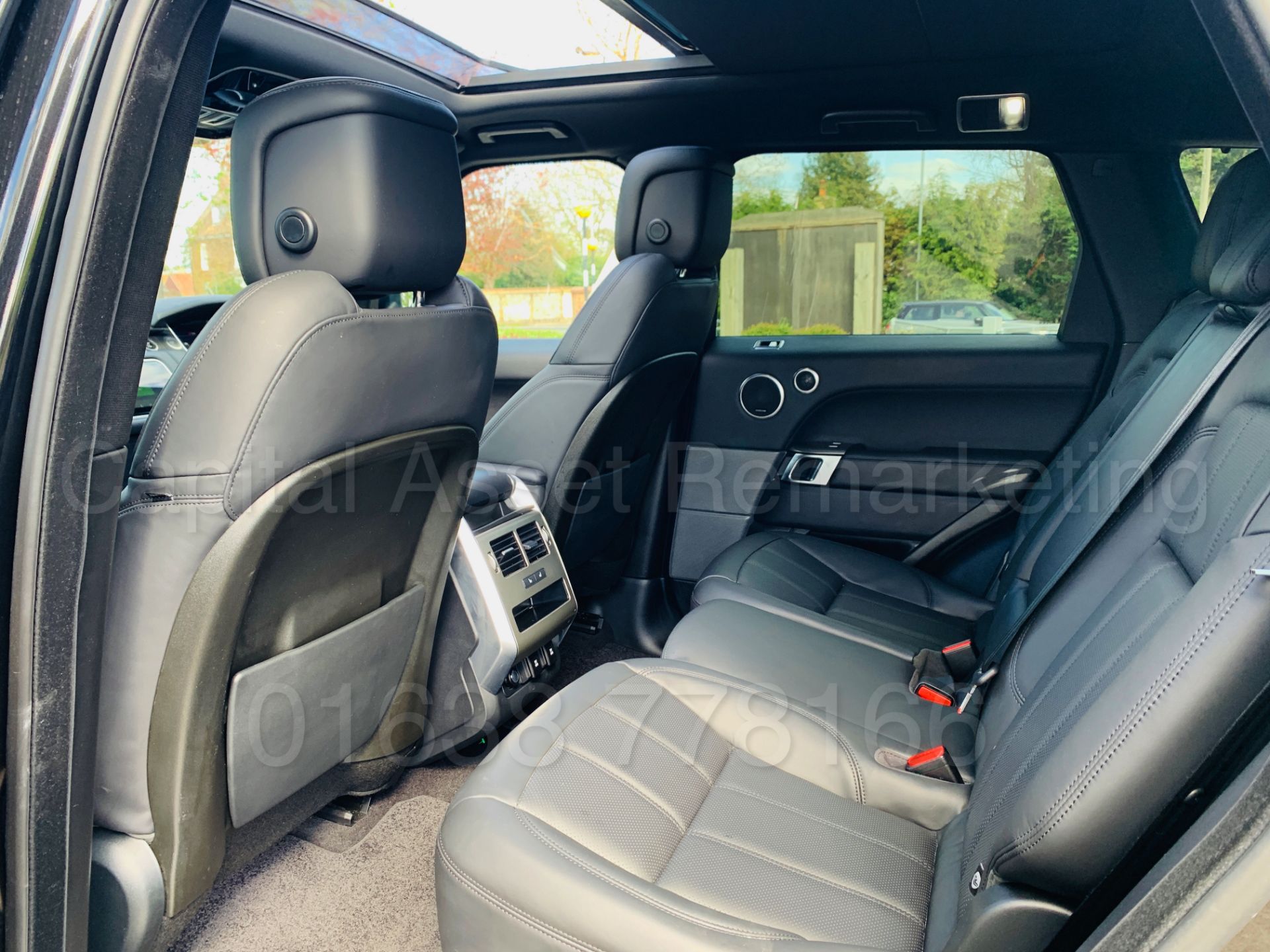 (ON SALE) RANGE ROVER SPORT *HSE* (2019 - ALL NEW MODEL) '3.0 SDV6 - 306 BHP - 8 SPEED AUTO' - Image 28 of 73