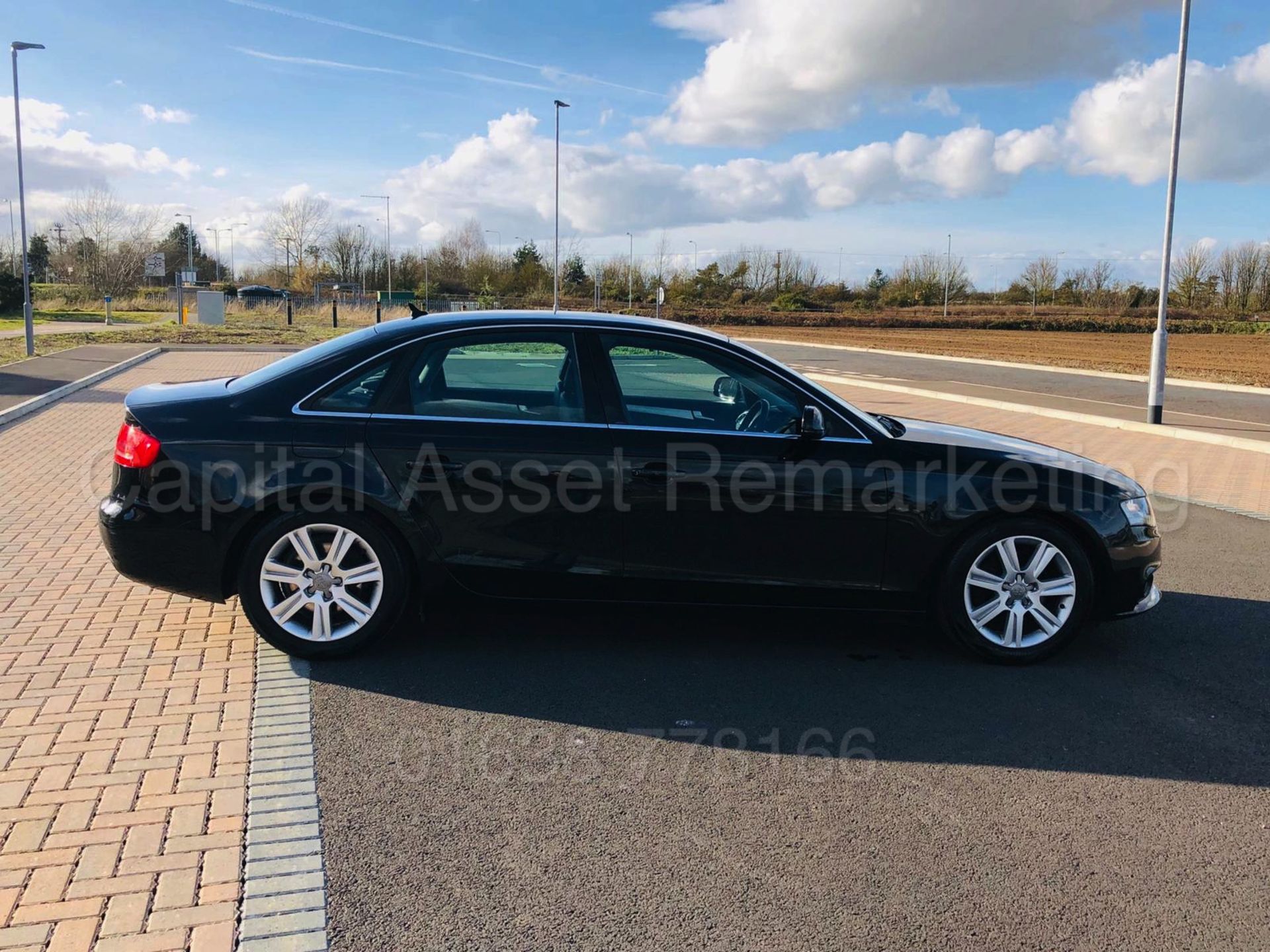 (ON SALE) AUDI A4 *TECHNIK EDITION* SALOON (2011 MODEL) '2.0 TDI-6 SPEED' *HUGE SPEC* (NO VAT) - Bild 10 aus 41