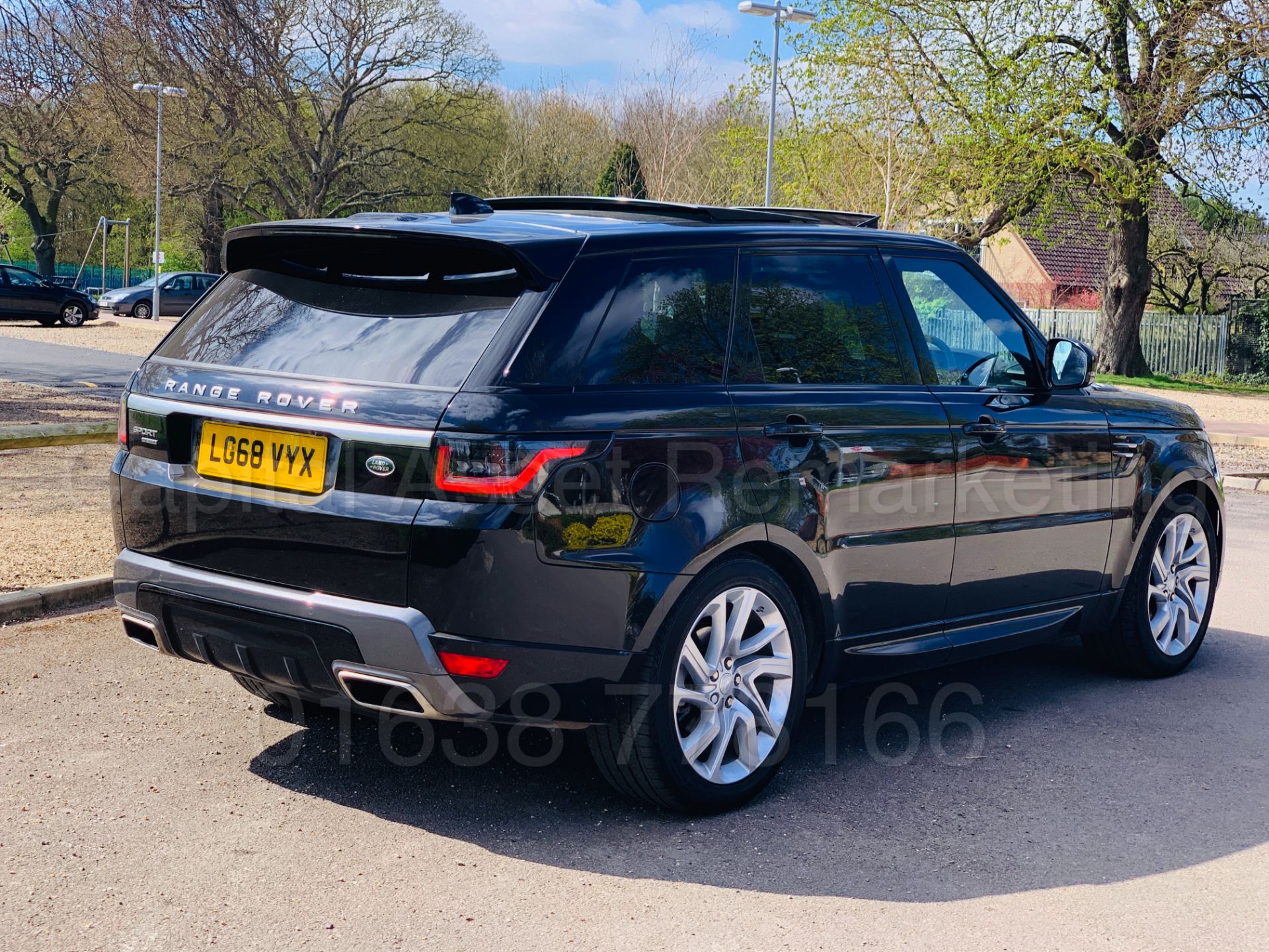 (ON SALE) RANGE ROVER SPORT *HSE* (2019 - ALL NEW MODEL) '3.0 SDV6 - 306 BHP - 8 SPEED AUTO' - Image 11 of 73