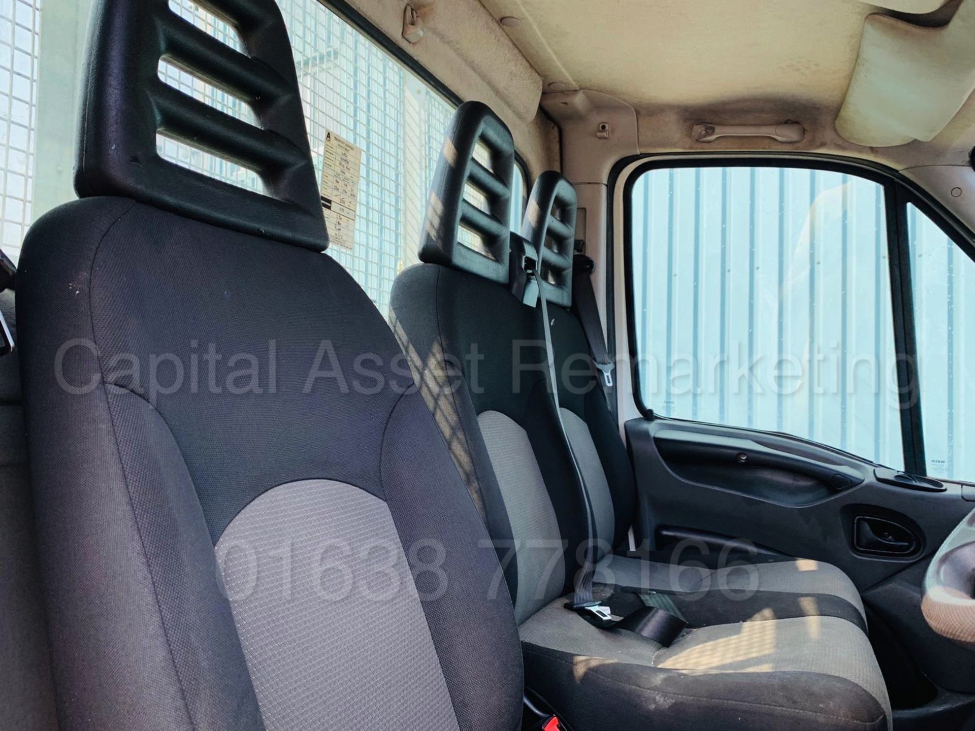 (ON SALE) IVECO DAILY 35S13 *DROPSIDE TRUCK* (2013) '2.3 DIESEL - 6 SPEED' **3500 KG** (LOW MILES) - Image 16 of 22