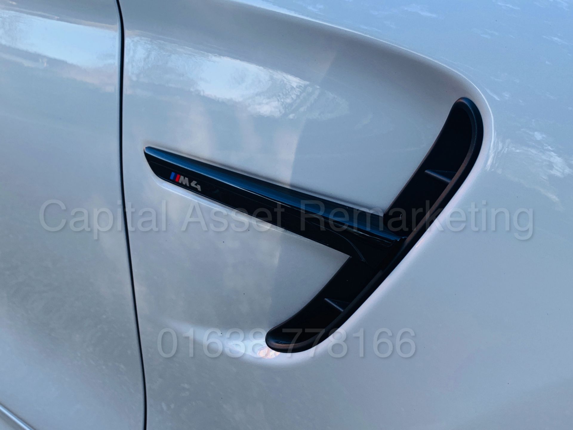 (ON SALE) BMW M4 CONVERTIBLE *COMPETITION PACKAGE* (2018 MODEL) 'M DCT AUTO - SAT NAV' *HUGE SPEC* - Bild 29 aus 89