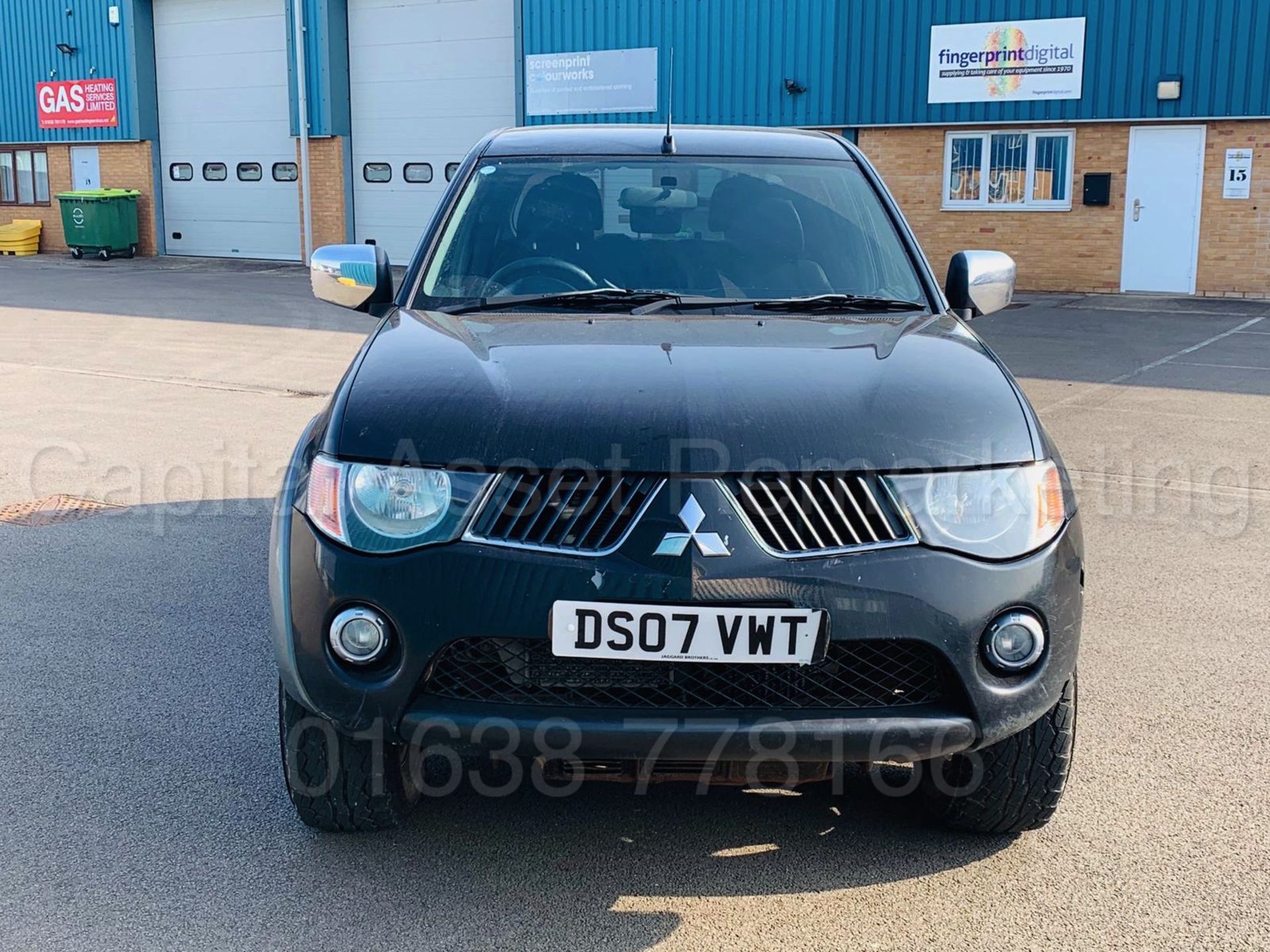 (ON SALE) MITSUBISHI L200 *ELEGANCE* D/CAB PICK-UP (2007) '2.5 Di-D - AUTO' - SAT NAV* (LOW MILES) - Bild 3 aus 29