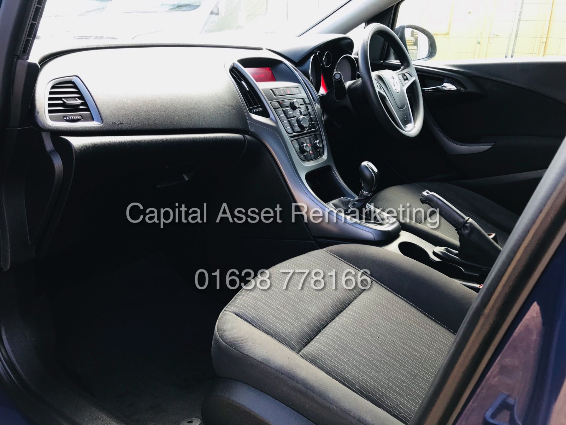 (ON SALE) VAUXHALL ASTRA 1.6CDTI "DESIGN" ESTATE (2015 MODEL) 1 OWNER FSH - AIR CON - CRUISE - Bild 10 aus 13