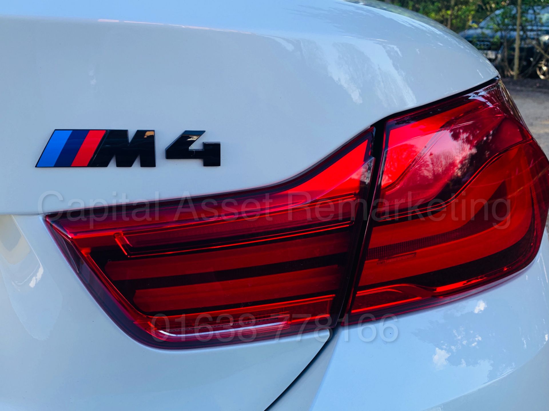 (ON SALE) BMW M4 CONVERTIBLE *COMPETITION PACKAGE* (2018 MODEL) 'M DCT AUTO - SAT NAV' *HUGE SPEC* - Bild 42 aus 89