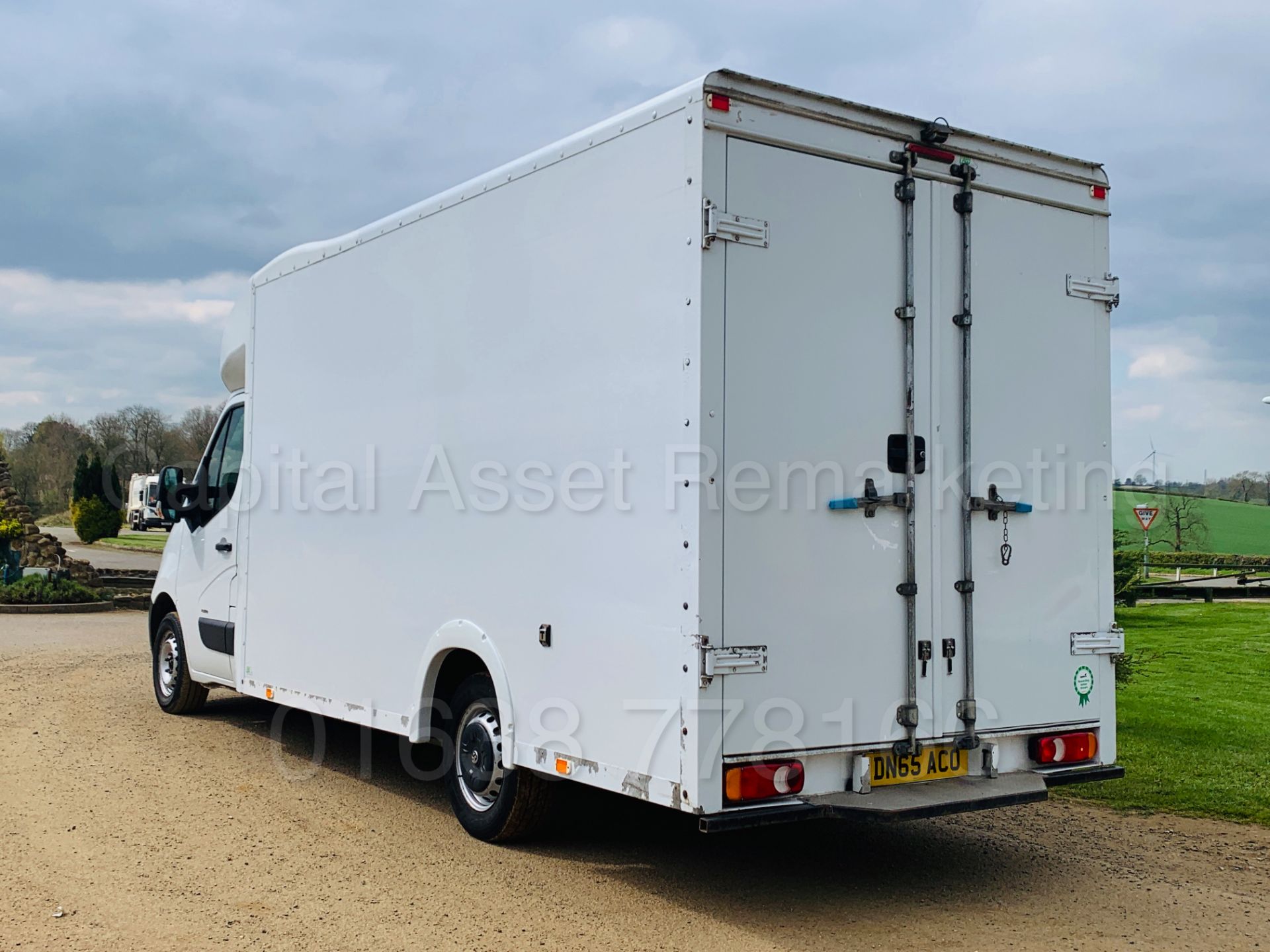 (On Sale) VAUXHALL MOVANO *LWB - LOW-LOADER / LUTON BOX VAN* (65 REG) '2.3 CDTI - 125 BHP - 6 SPEED' - Bild 10 aus 40