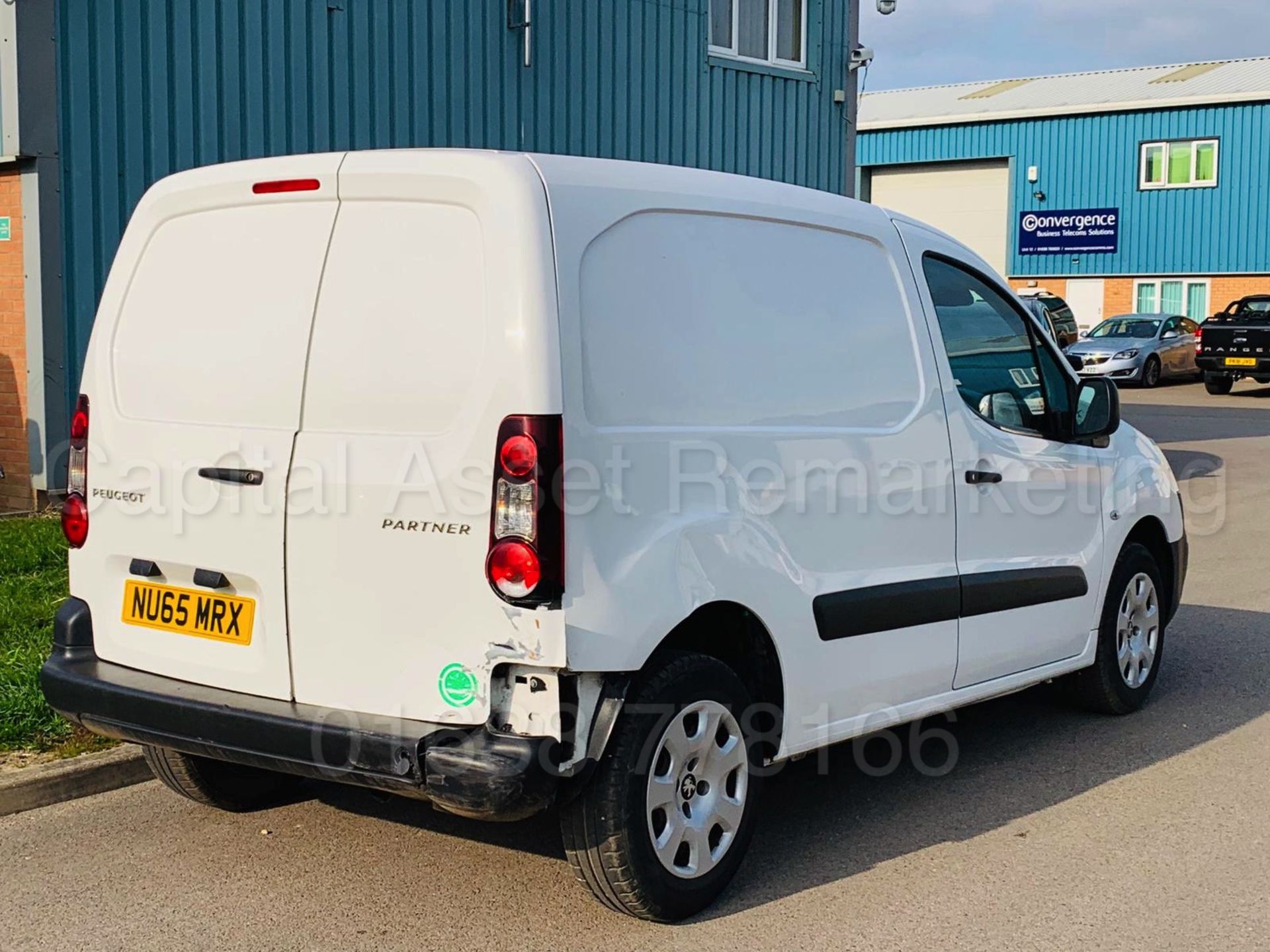 (ON SALE) PEUGEOT PARTNER *SWB - PANEL VAN* (2016 MODEL) '1.6 HDI - 90 BHP' (1 OWNER FROM NEW) - Image 7 of 21