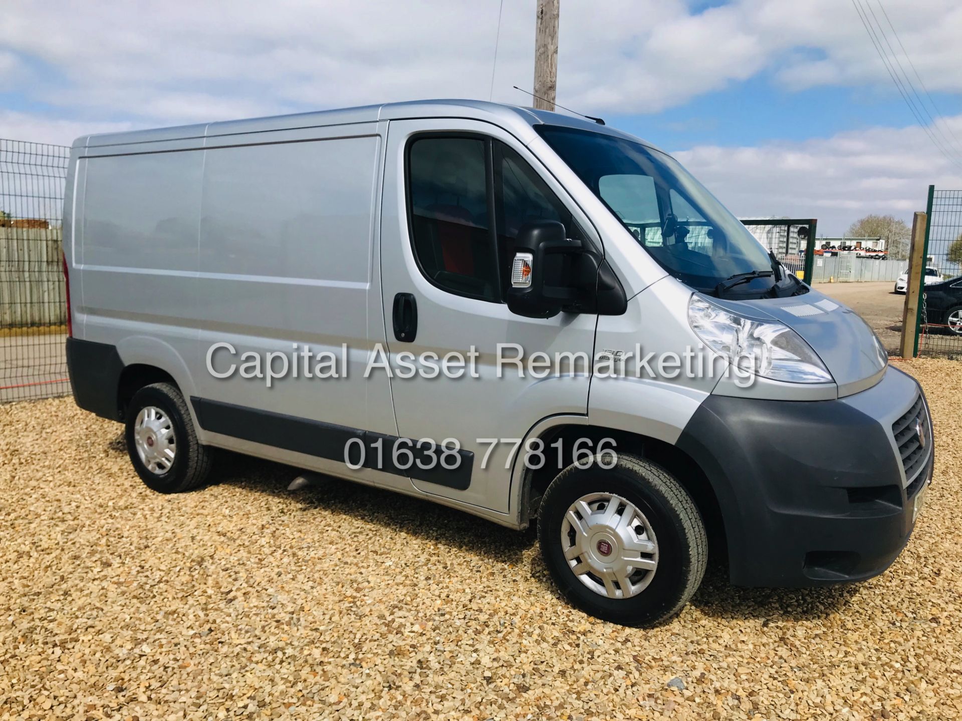 FIAT DUCATO 2.3 MULTI-JET (2014 MODEL) 1 OWNER - AIR CON - ELEC PACK - SAT NAV - LOW MILEAGE FSH - Bild 2 aus 16