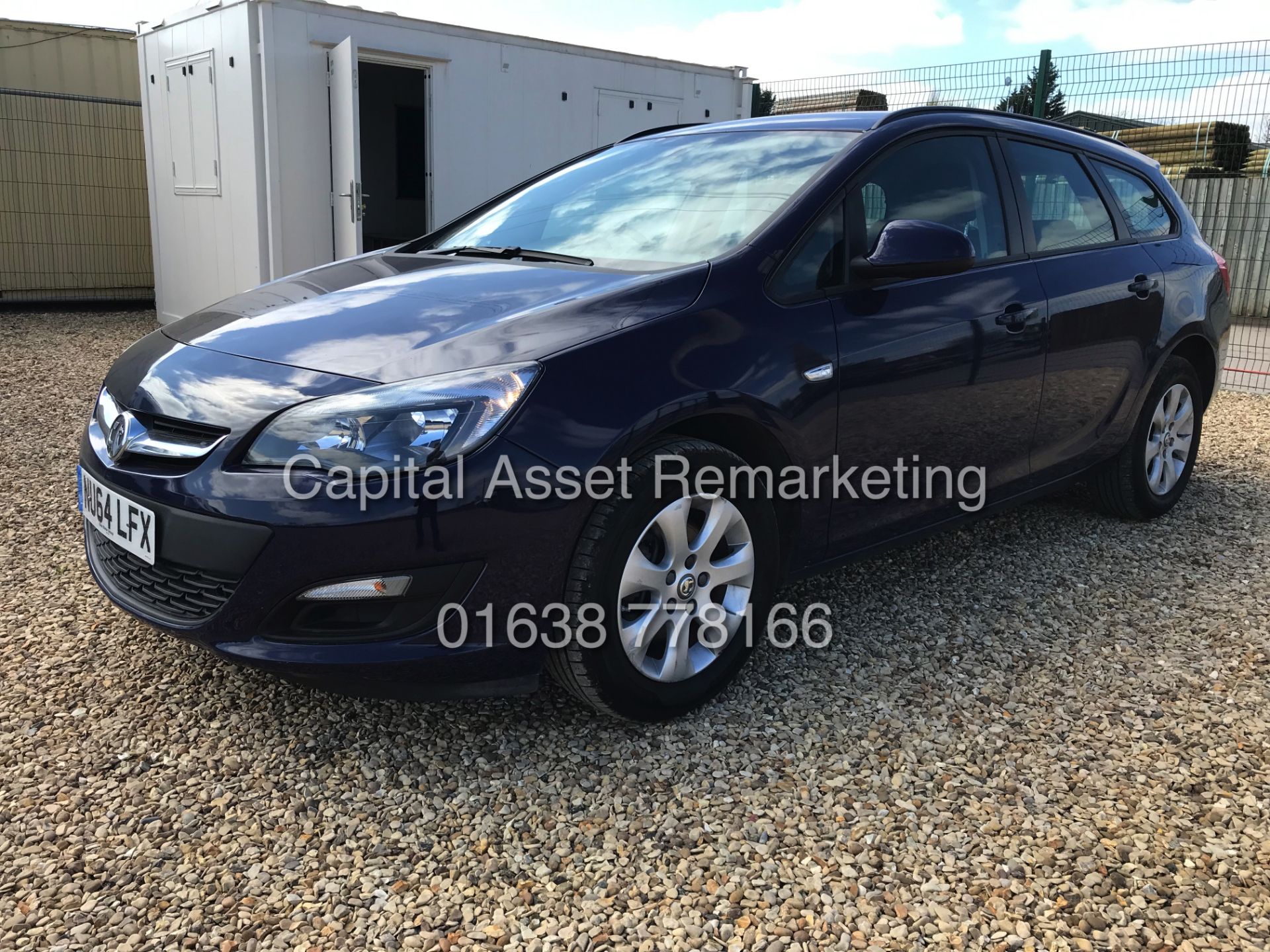 (ON SALE) VAUXHALL ASTRA 1.6CDTI "DESIGN" ESTATE (2015 MODEL) 1 OWNER FSH - AIR CON - CRUISE
