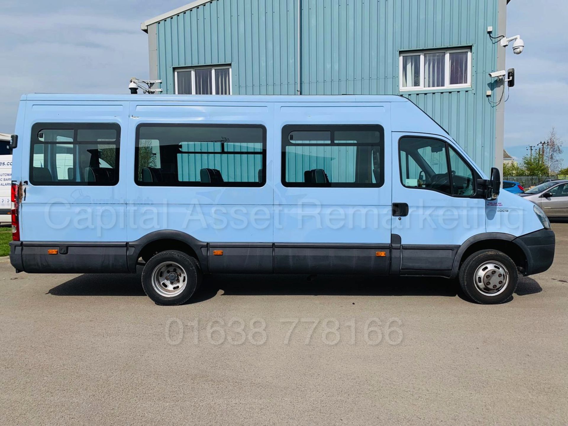 IVECO DAILY 40C12 *LWB - 16 SEATER MINI-BUS / COACH* (2007) *QUICK RELEASE SEATS* (ONLY 11K MILES) - Image 6 of 28