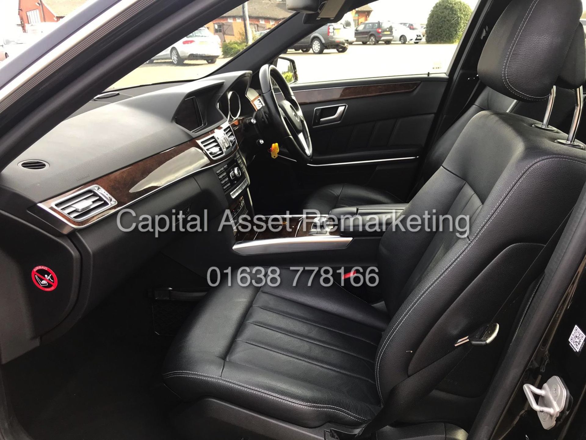 (ON SALE) MERCEDES E220d "SE" AUTO - NEW SHAPE - BLACK - 13 REG - MASSIVE SPEC - SAT NAV - LEATHER - Bild 15 aus 17