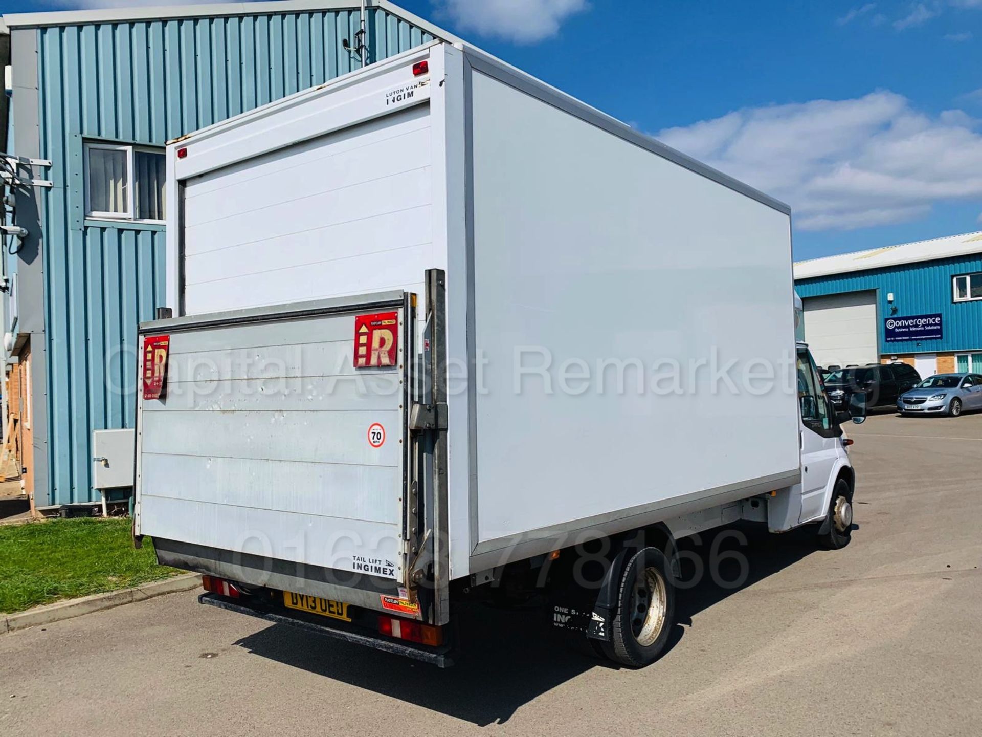 FORD TRANSIT 125 T350L RWD *LWB - LUTON / BOX VAN* (2013) '2.2 TDCI - 125 BHP - 6 SPEED' *TAIL-LIFT* - Image 11 of 26