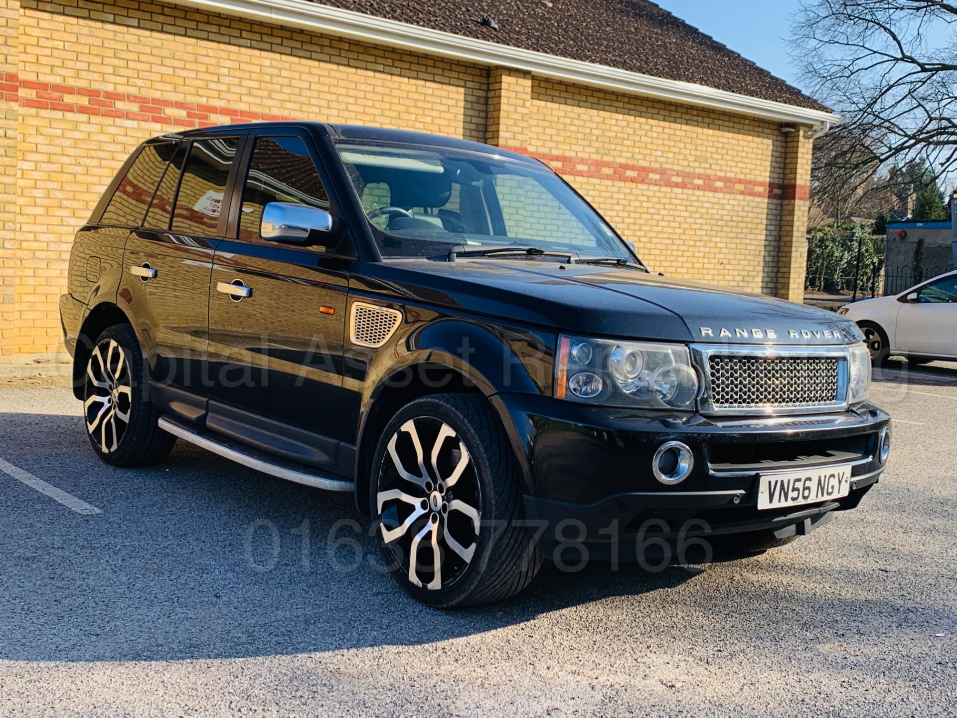 RANGE ROVER SPORT *HSE EDITION* (2007 MODEL) 'TDV6 - 190 BHP - AUTO' *LEATHER - SAT NAV* (NO VAT) - Image 2 of 52