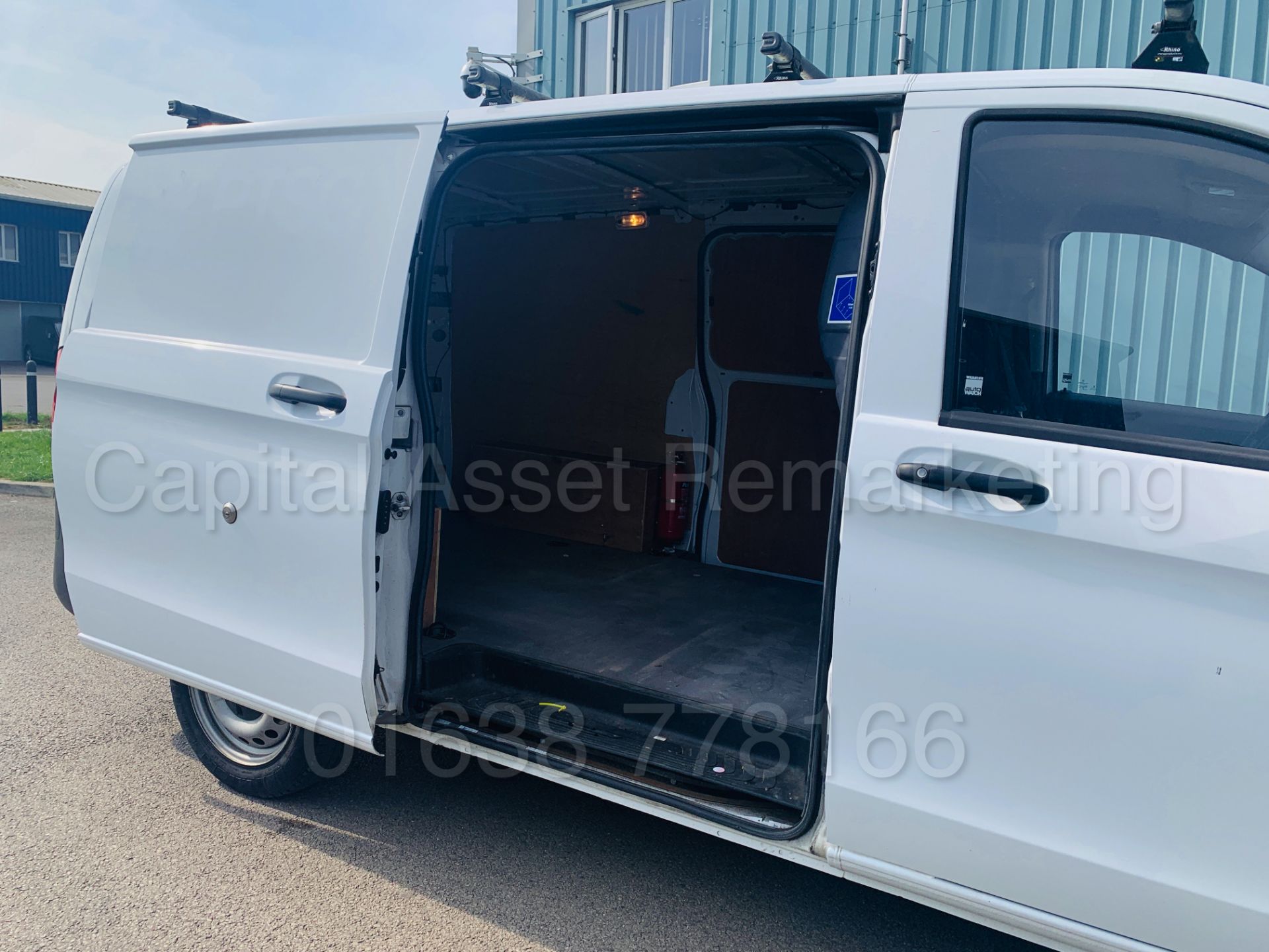 (ON SALE) MERCEDES-BENZ VITO 111 CDI *LWB - PANEL VAN* (2016) '1.6 CDI - 114 BHP -6 SPEED' (1 OWNER) - Bild 22 aus 37