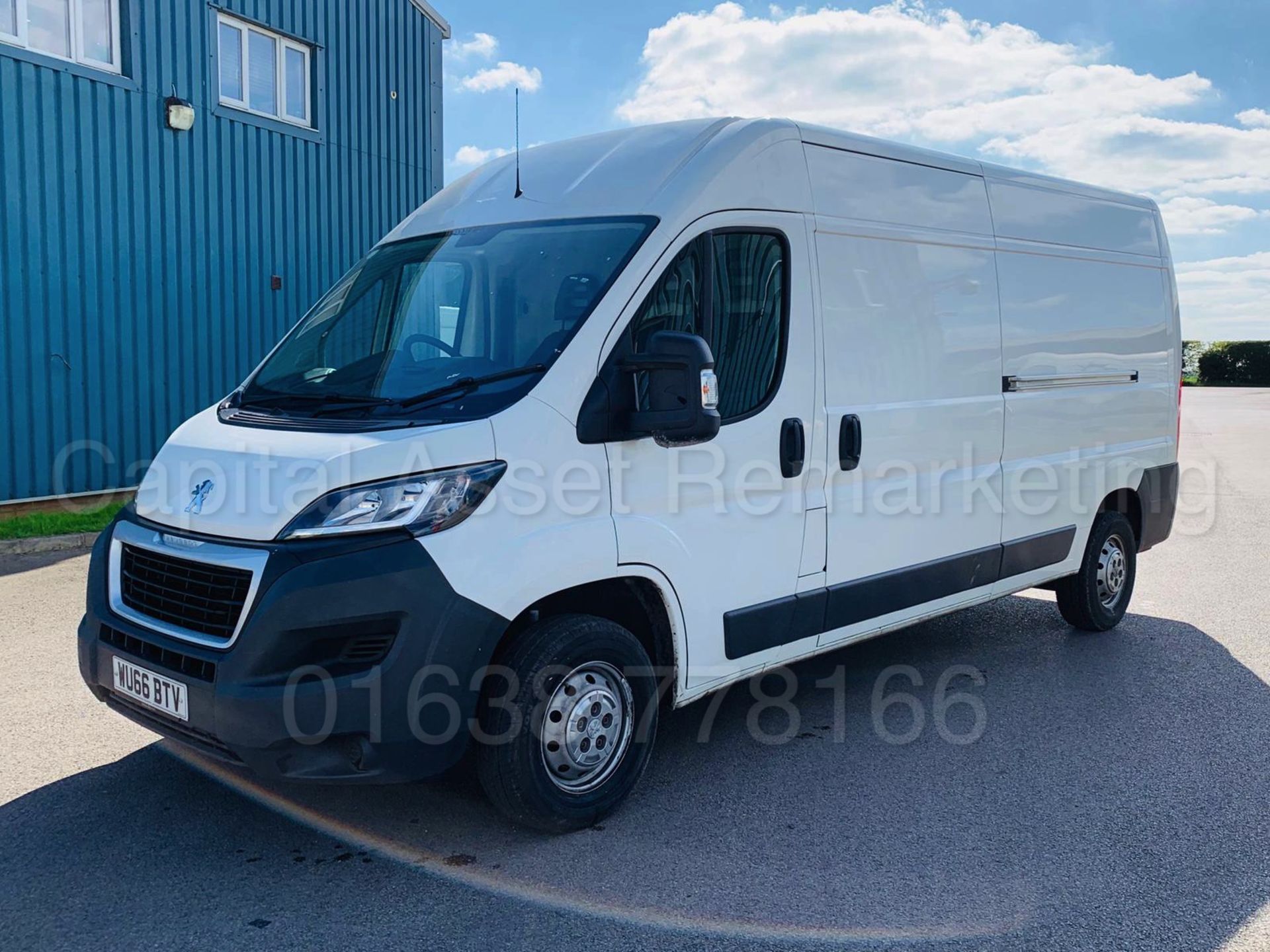 PEUGEOT BOXER *PROFESSIONAL* 'LWB HI-ROOF' (2017 - EURO 6 MODEL) '2.0 HDI - 6 SPEED' (1 OWNER) - Bild 5 aus 28