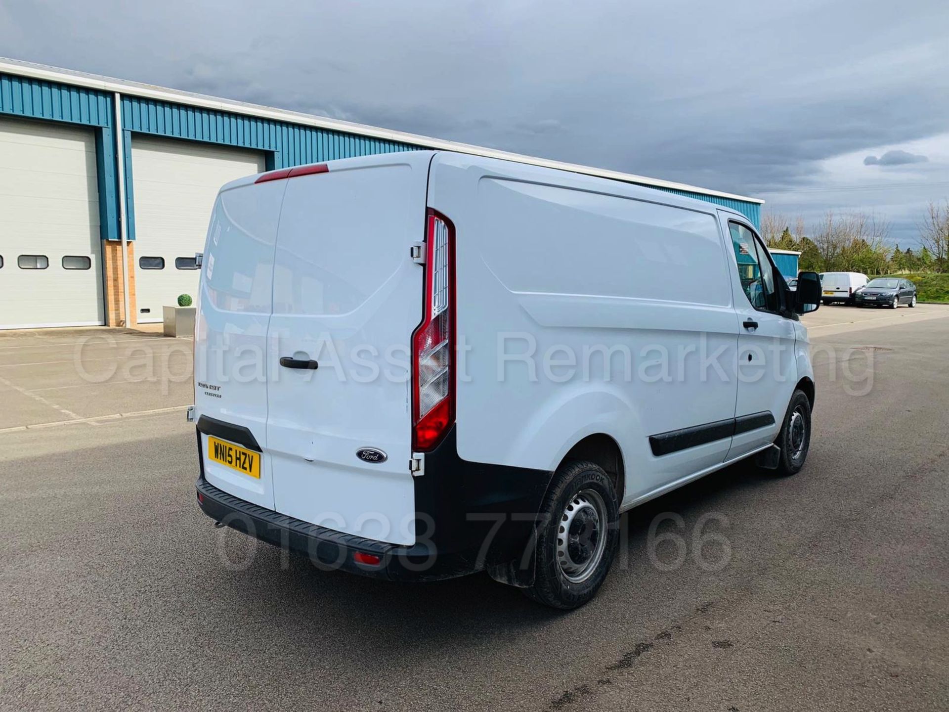 (ON SALE) FORD TRANSIT CUSTOM 290 ECO-TECH *LCV - SWB PANEL VAN* (2015) '2.2 TDCI - 6 SPEED' - Image 7 of 26