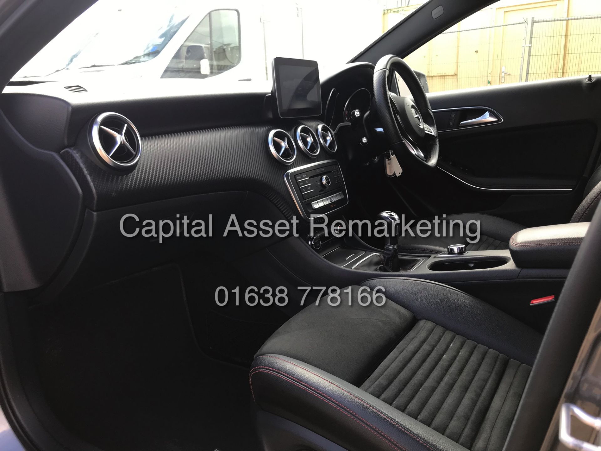 (ON SALE) MERCEDES A180d "AMG LINE - EXECUTIVE" (2017 MODEL) - LEATHER -SAT NAV -REVERSING CAMERA - Image 14 of 25