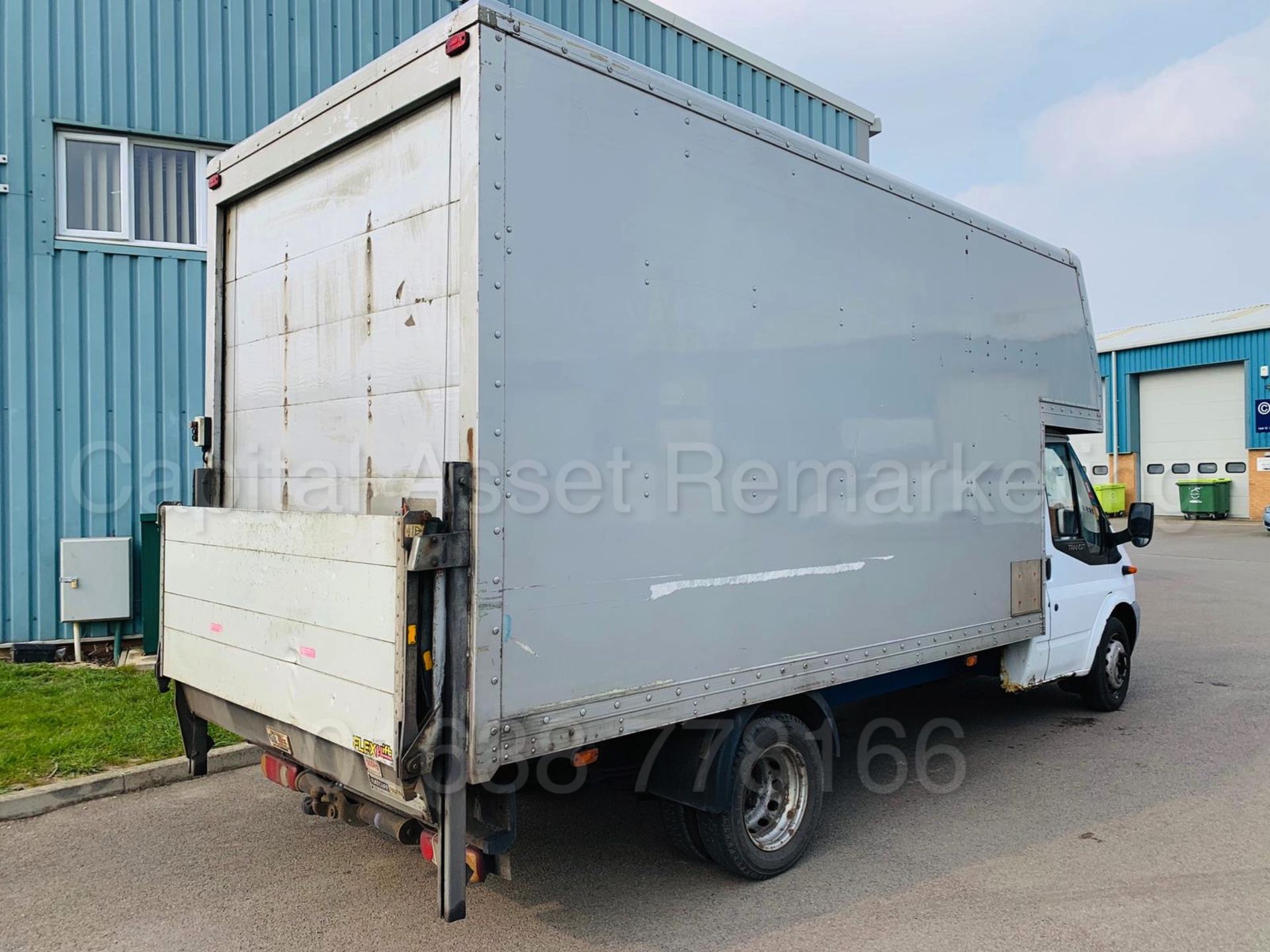 FORD TRANSIT T350L RWD *LWB - LUTON / BOX VAN* (2007) '2.4 TDCI - 6 SPEED' **TAIL-LIFT** (NO VAT) - Image 13 of 23