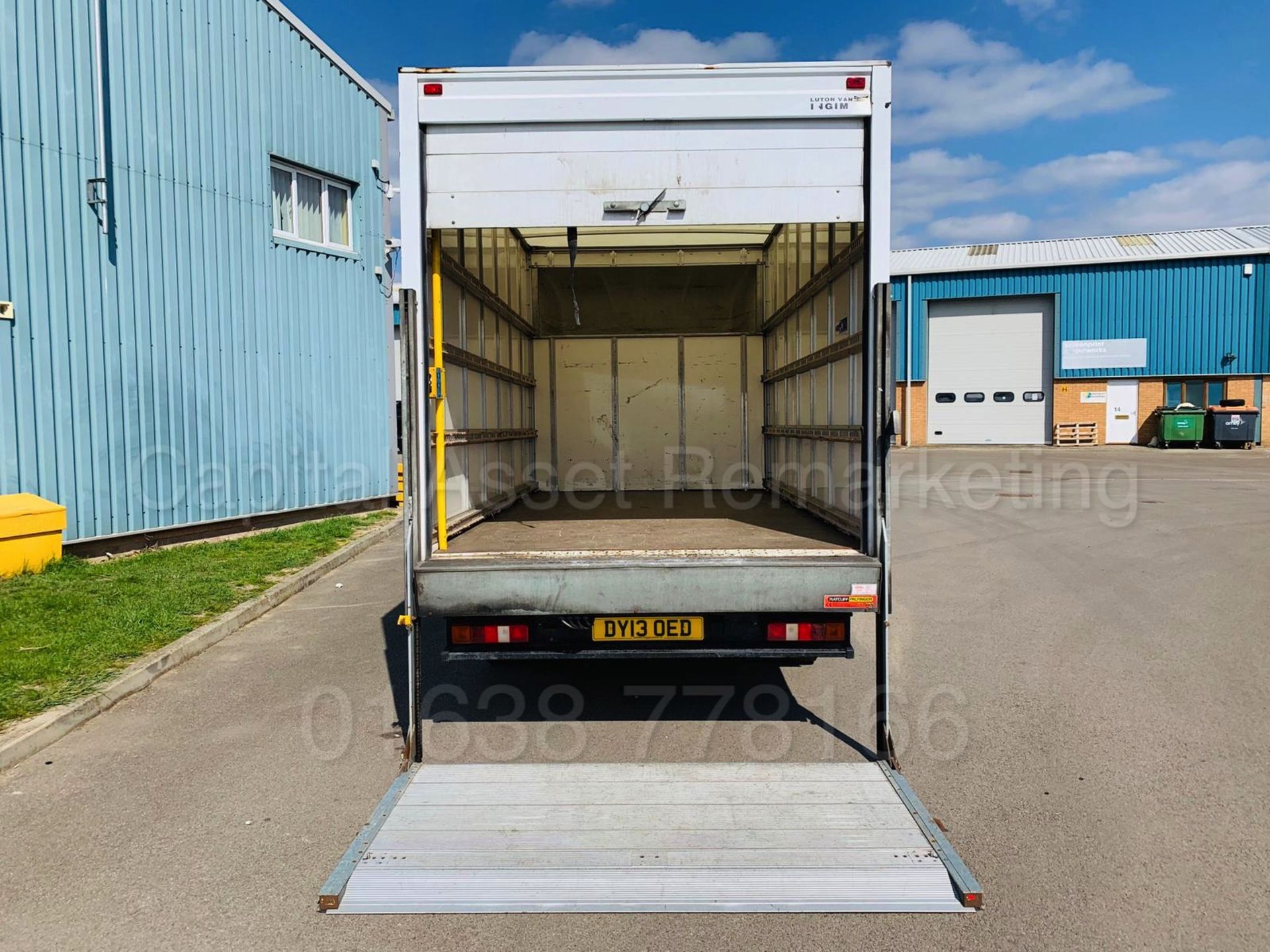 FORD TRANSIT 125 T350L RWD *LWB - LUTON / BOX VAN* (2013) '2.2 TDCI - 125 BHP - 6 SPEED' *TAIL-LIFT* - Image 7 of 26