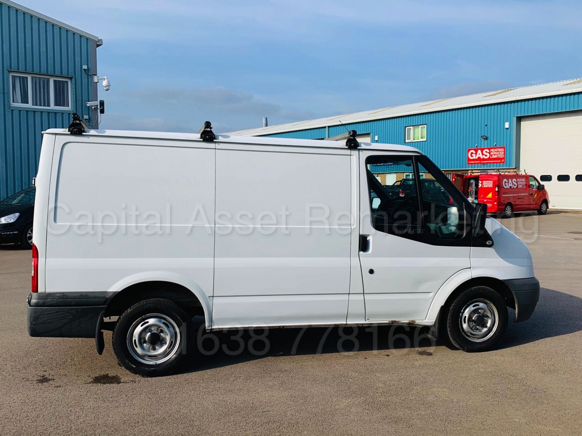 FORD TRANSIT 85 T280 FWD *SWB - PANEL VAN* (2012 MODEL) '2.2 TDCI - 85 BHP - 5 SPEED' - Image 10 of 27