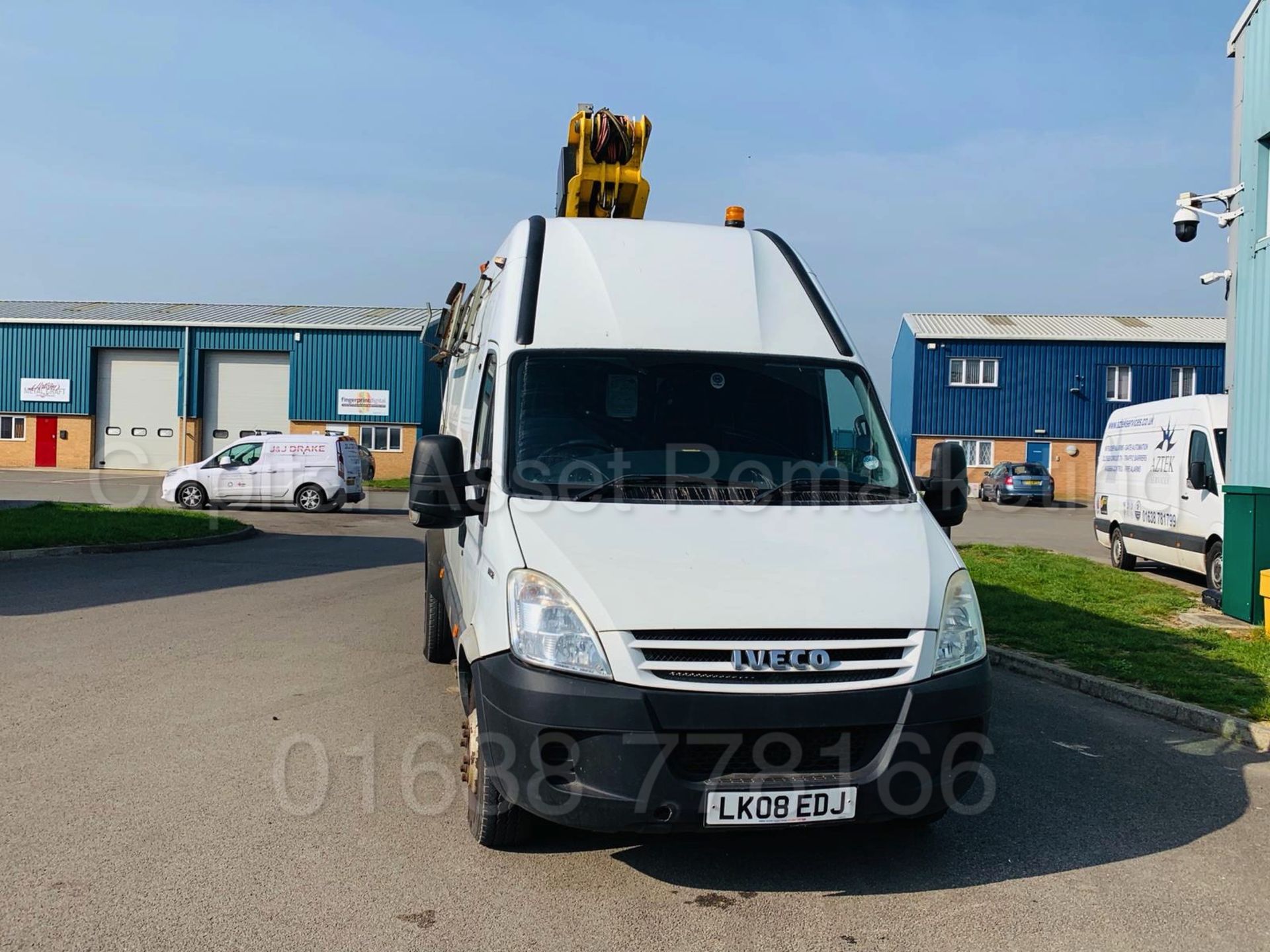 IVECO DAILY 65C18 *LWB - ACCESS PLATFORM / CHERRY PICKER* (2008) '3.0 DIESEL - 180 BHP - 6 SPEED' - Image 2 of 26