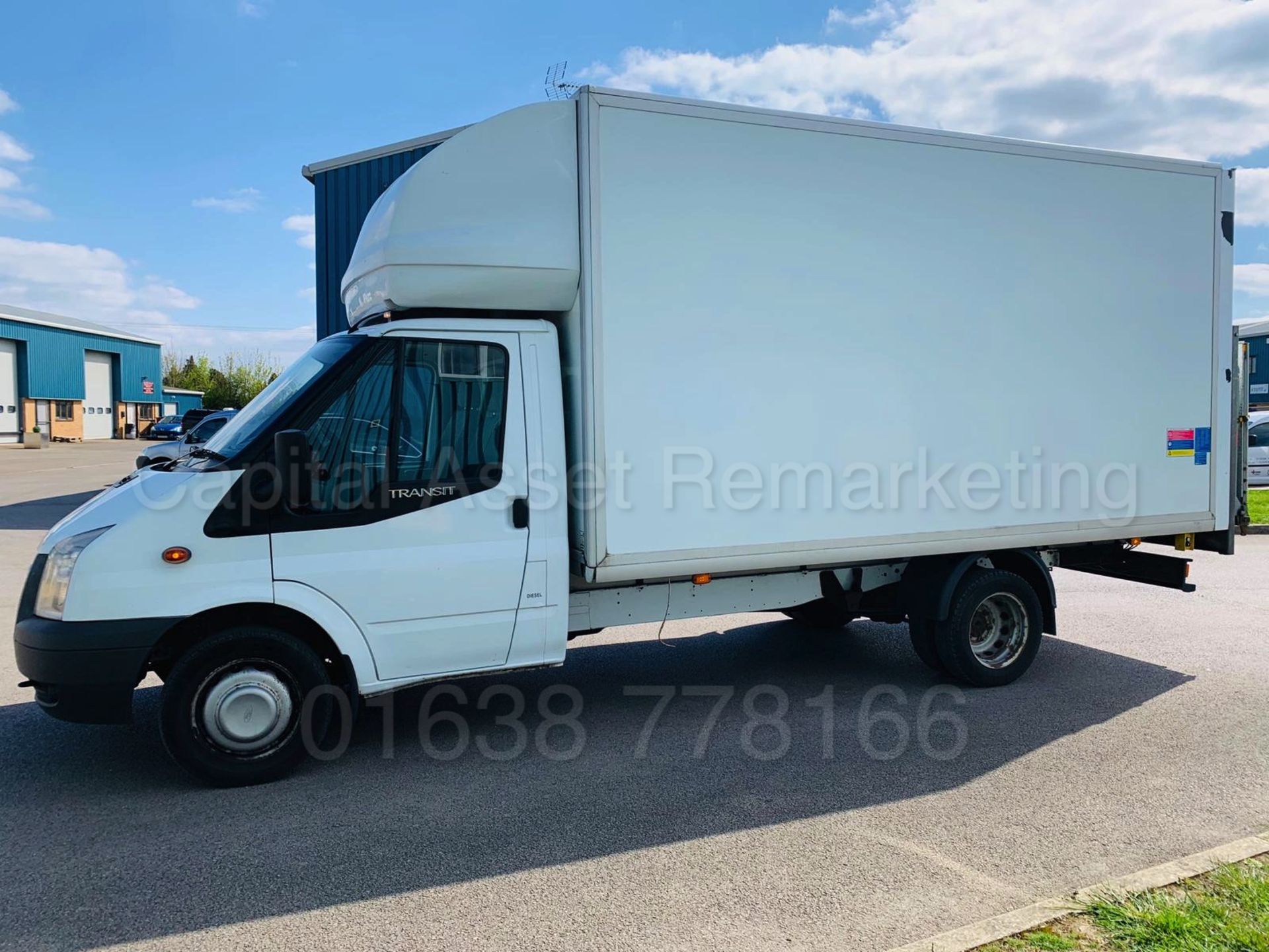 (On Sale) FORD TRANSIT T350 *LWB - LUTON / BOX VAN* (2013) '2.2 TDCI -125 BHP - 6 SPEED' *TAIL-LIFT* - Image 4 of 26