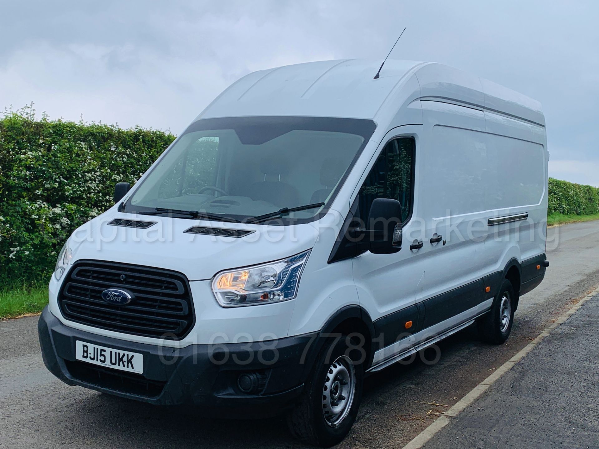 FORD TRANSIT 125 T350 *L4 - XLWB HI-ROOF* (2015) '2.2 TDCI - 125 BHP - 6 SPEED' (LOW MILES) - Image 4 of 31