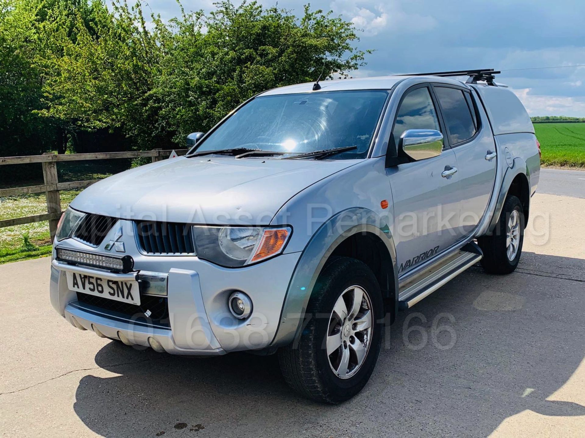 MITSUBISHI L200 *WARRIOR* D/CAB PICK-UP (2007 MODEL) '2.5 DI-D-136 BHP' *LEATHER - AIR CON* (NO VAT) - Image 2 of 20