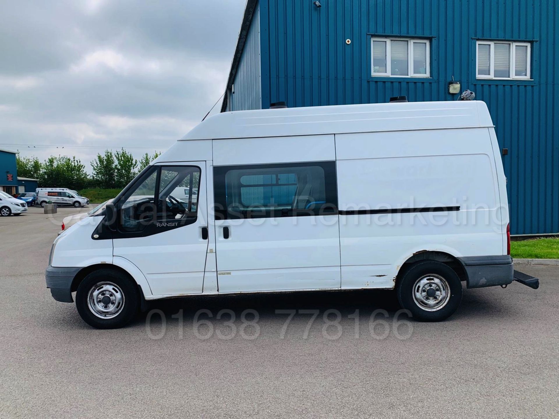 FORD TRANSIT T350L RWD *LWB HI-ROOF - MESSING UNIT / CREW VAN* (2008 MODEL) '2.4 TDCI - 100 BHP' - Image 4 of 26